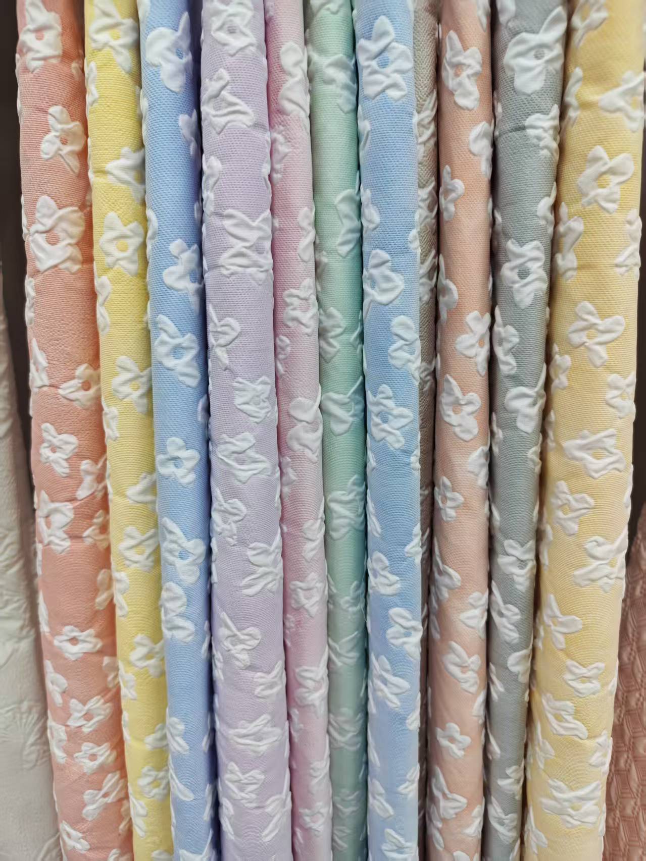 小花朵花纹泡泡布料复合布料服装服饰宠物用品箱包饰品面料