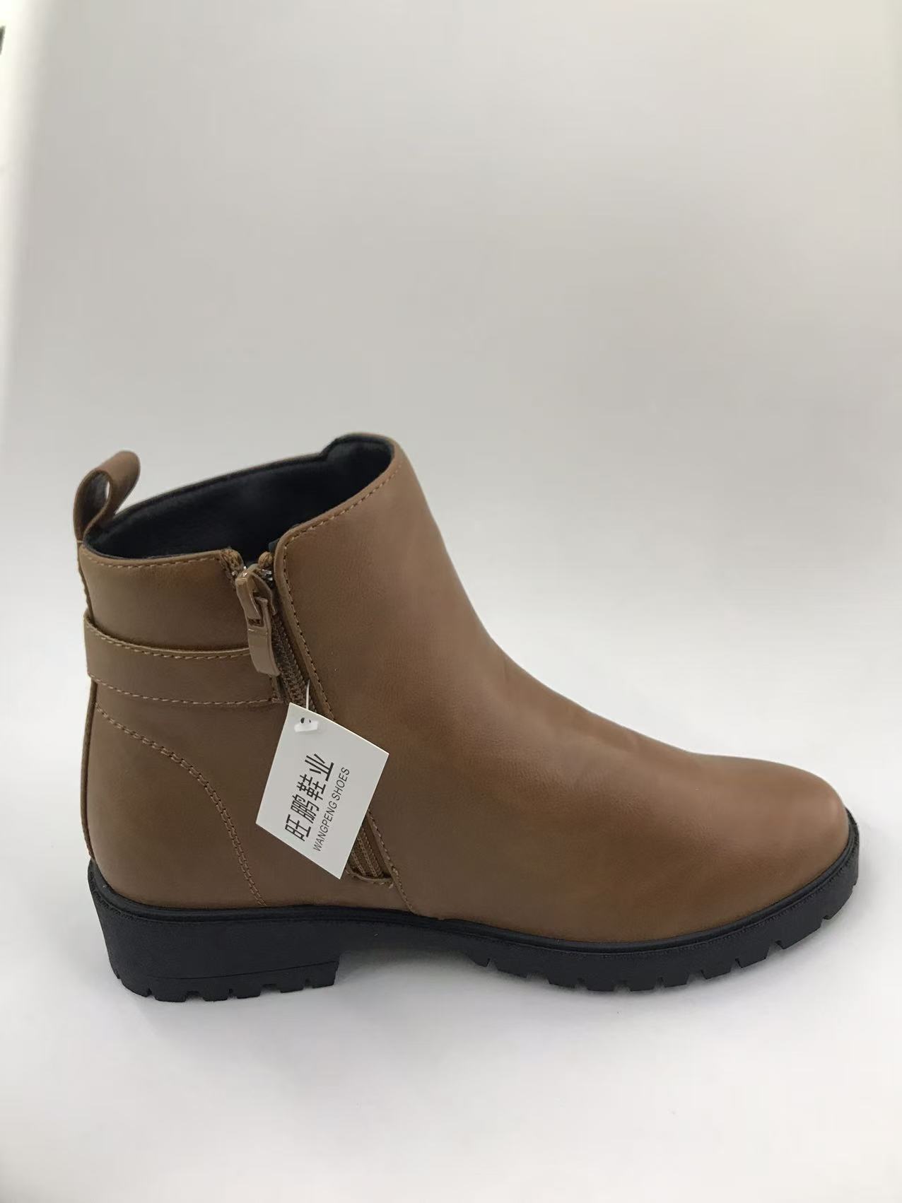Ethnic style boots, women's spring and autumn yellow leather shoes, fashionable and casual ethnic style large-sized boots details Picture