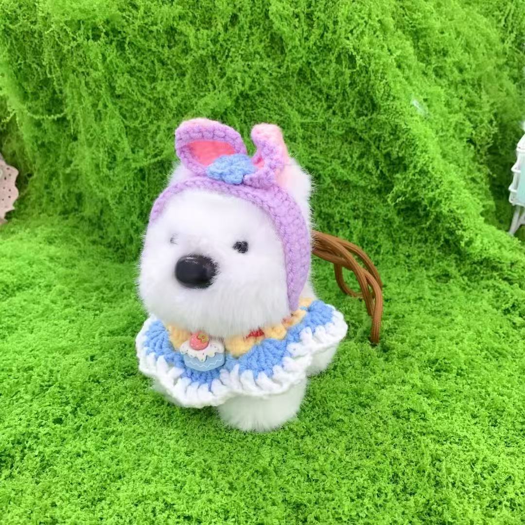毛绒玩具，蓝色毛绒裙子