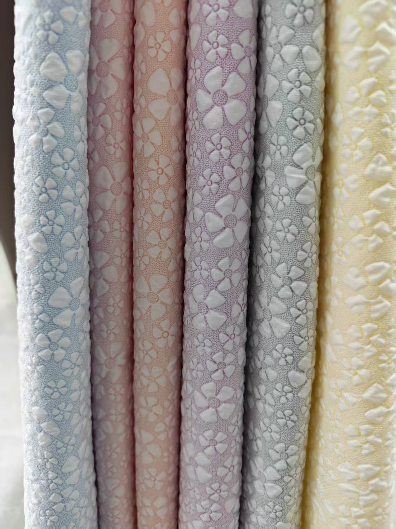 Small flower-patterned bubble fabric composite fabric for clothing, accessories, pet supplies, bags and accessories