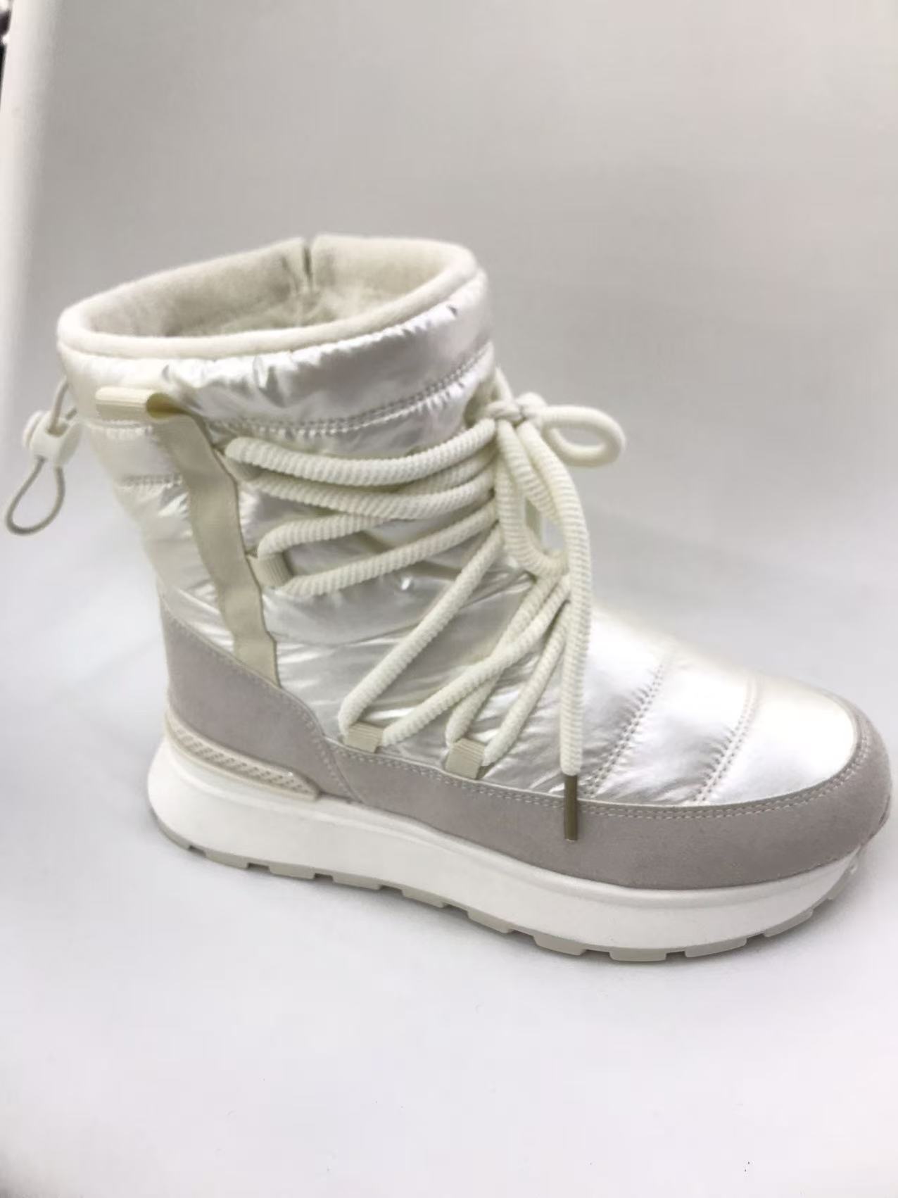 Women's winter long snow boots, cold-resistant and snowproof shoes full figure