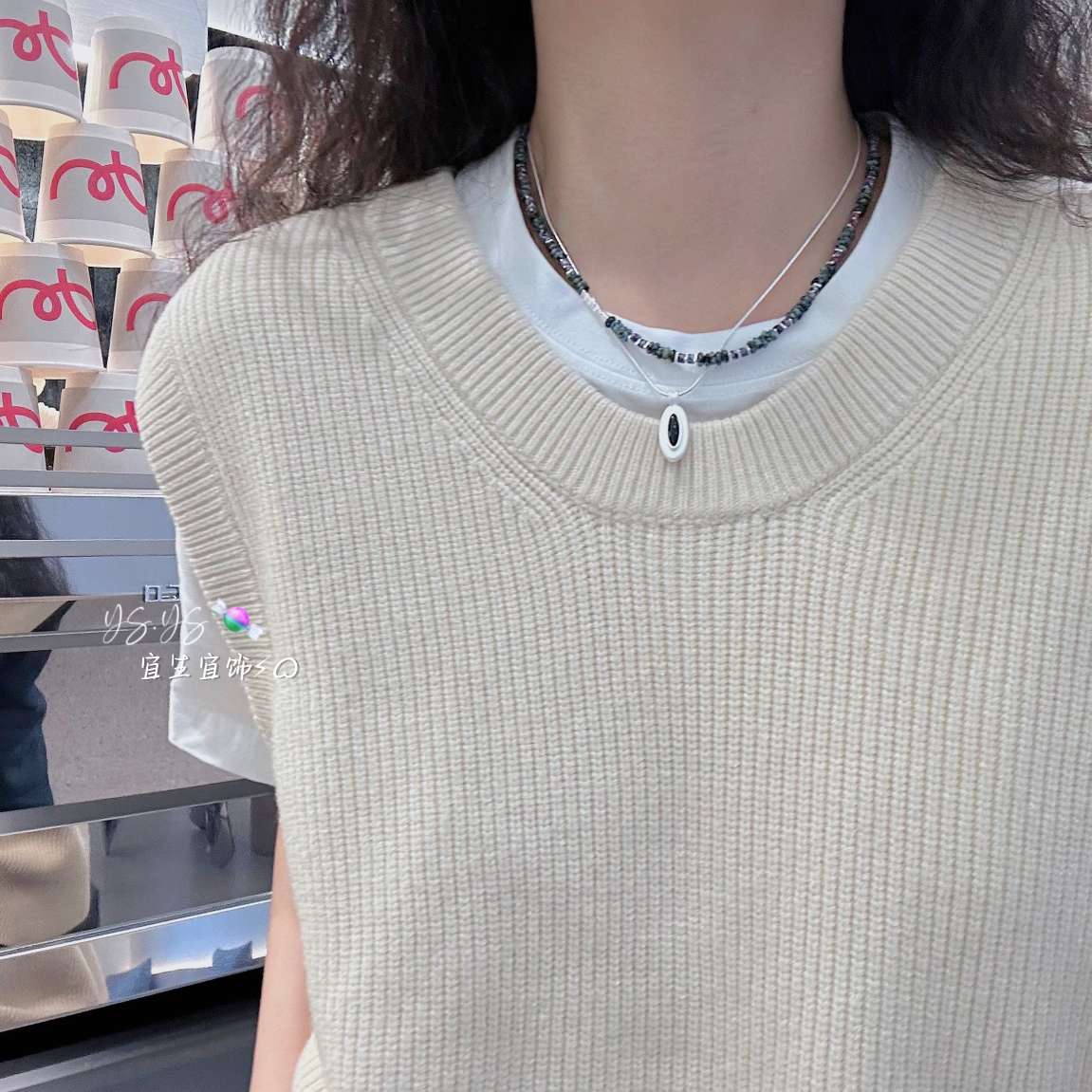 A simple, fashionable, trendy and versatile design necklace with pure silver agate inlay craftsmanship Specification image