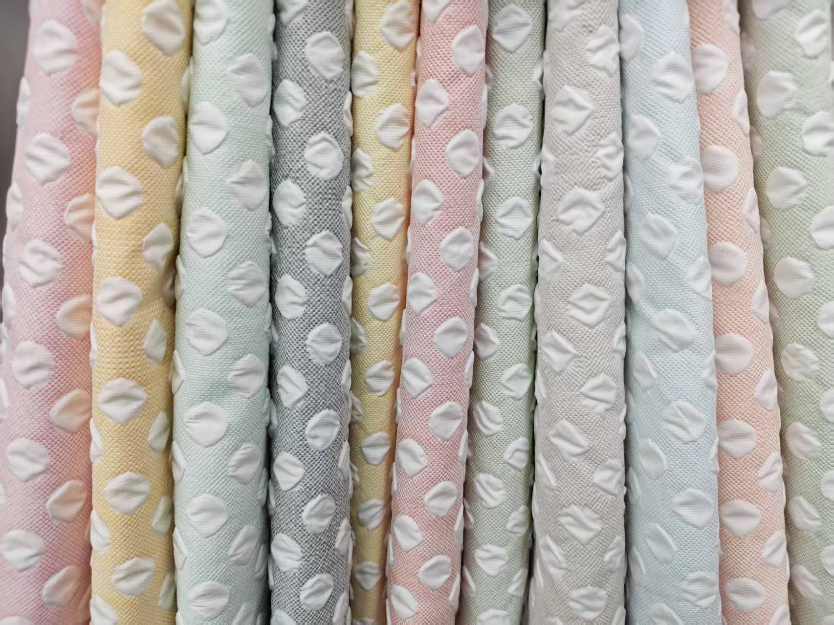 Polka dot patterned bubble fabric composite fabric for clothing, accessories, pet supplies, bags and accessories