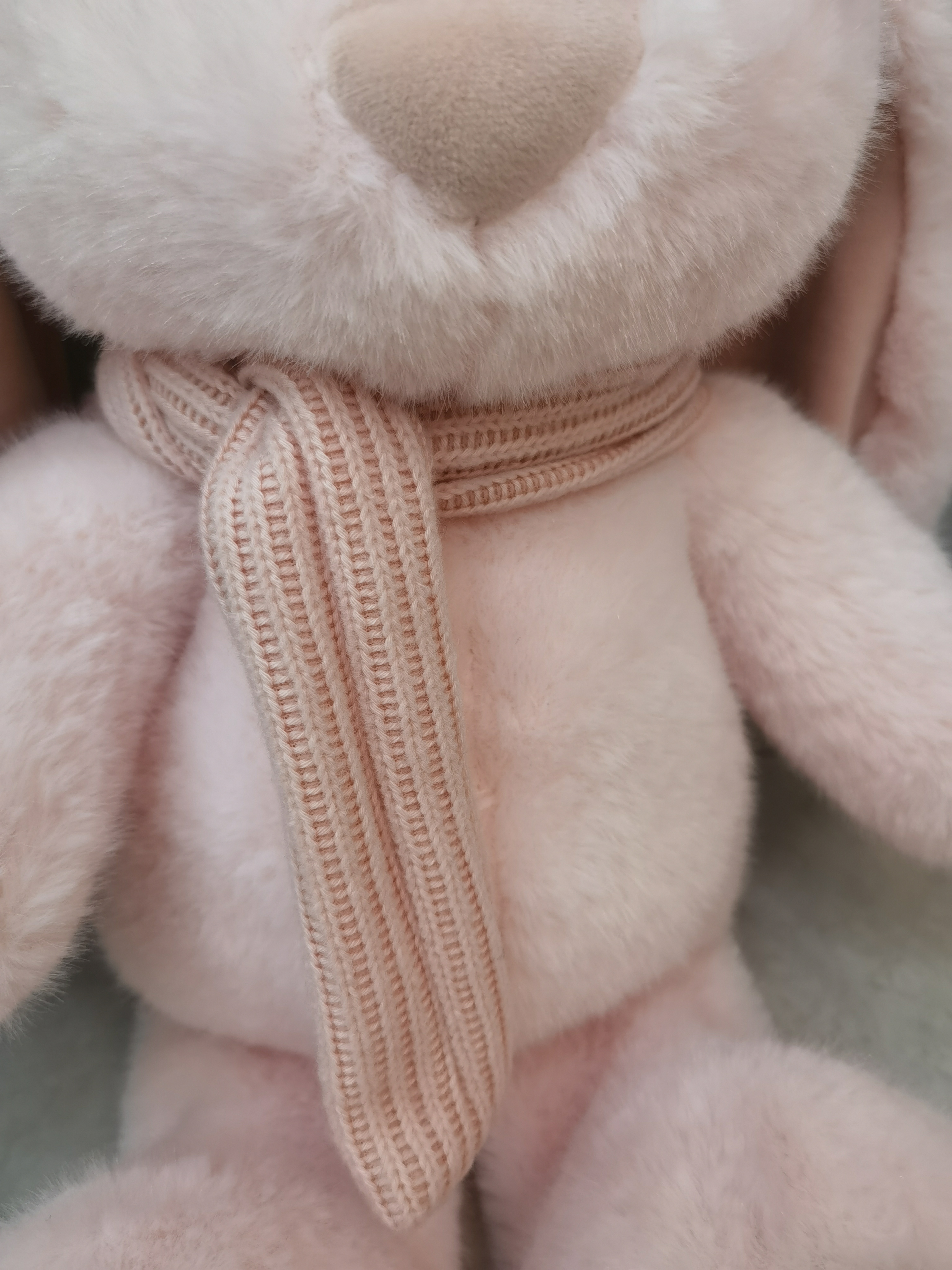 The 45CM Shengma Toy Store's cute rabbit is now available, with pink plush toys that will melt everyone's hearts! details Picture