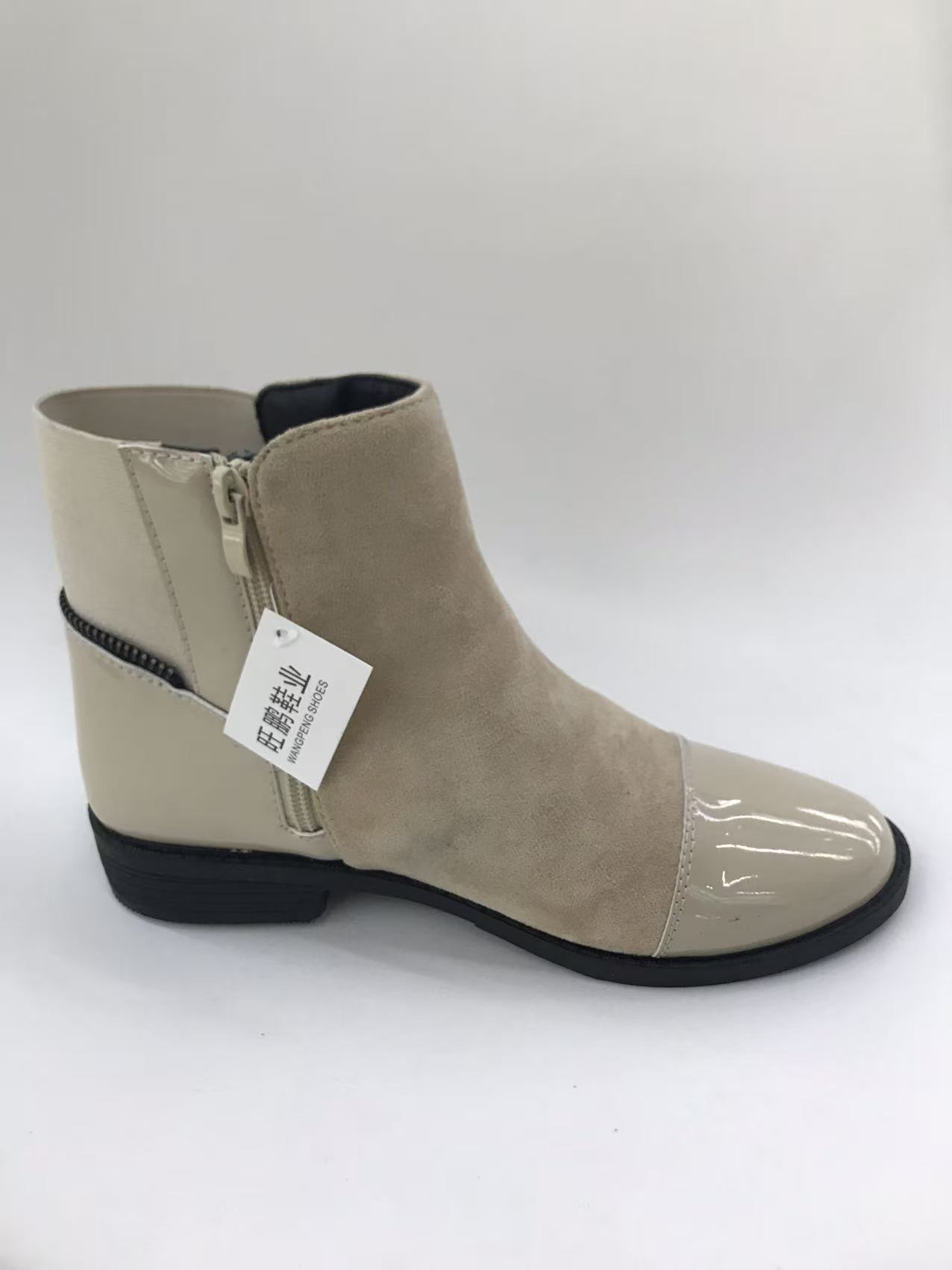 Ethnic-style boots for women in spring and autumn, long yellow leather shoes are fashionable details Picture