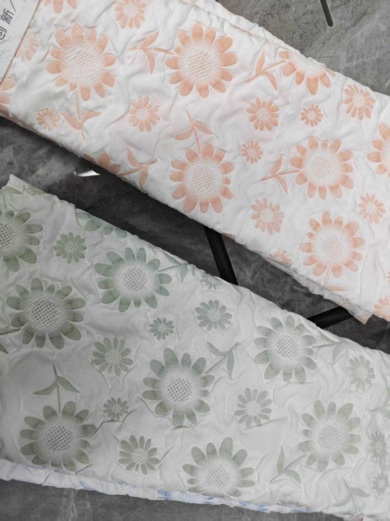 Sunflower-patterned bubble fabric composite fabric for clothing, accessories, pet supplies, bags and accessories Item Picture