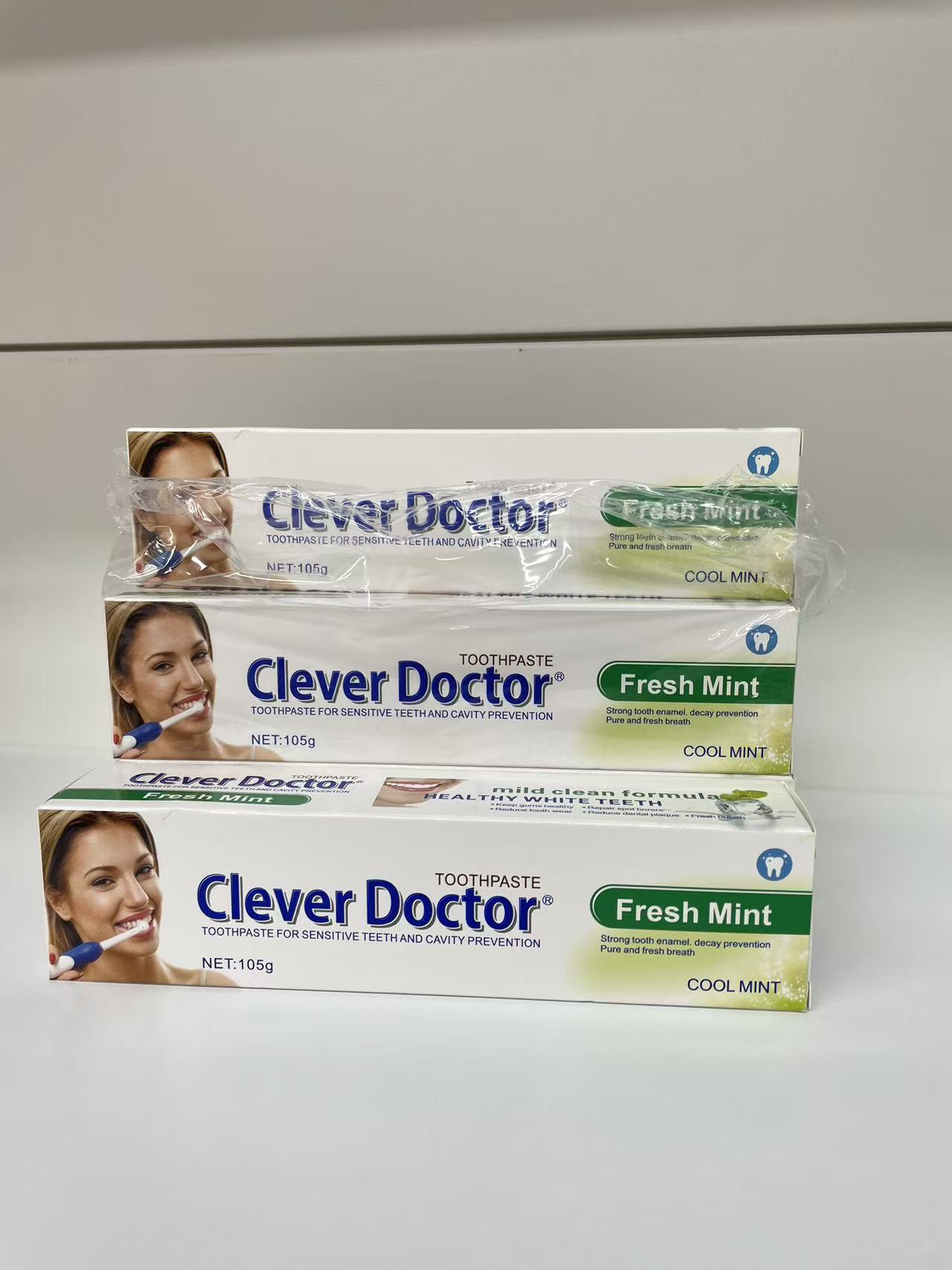 maxi limpio 105g Fresh Mint Toothpaste English Toothpaste Export Toothpaste Daily Necessities Specification image