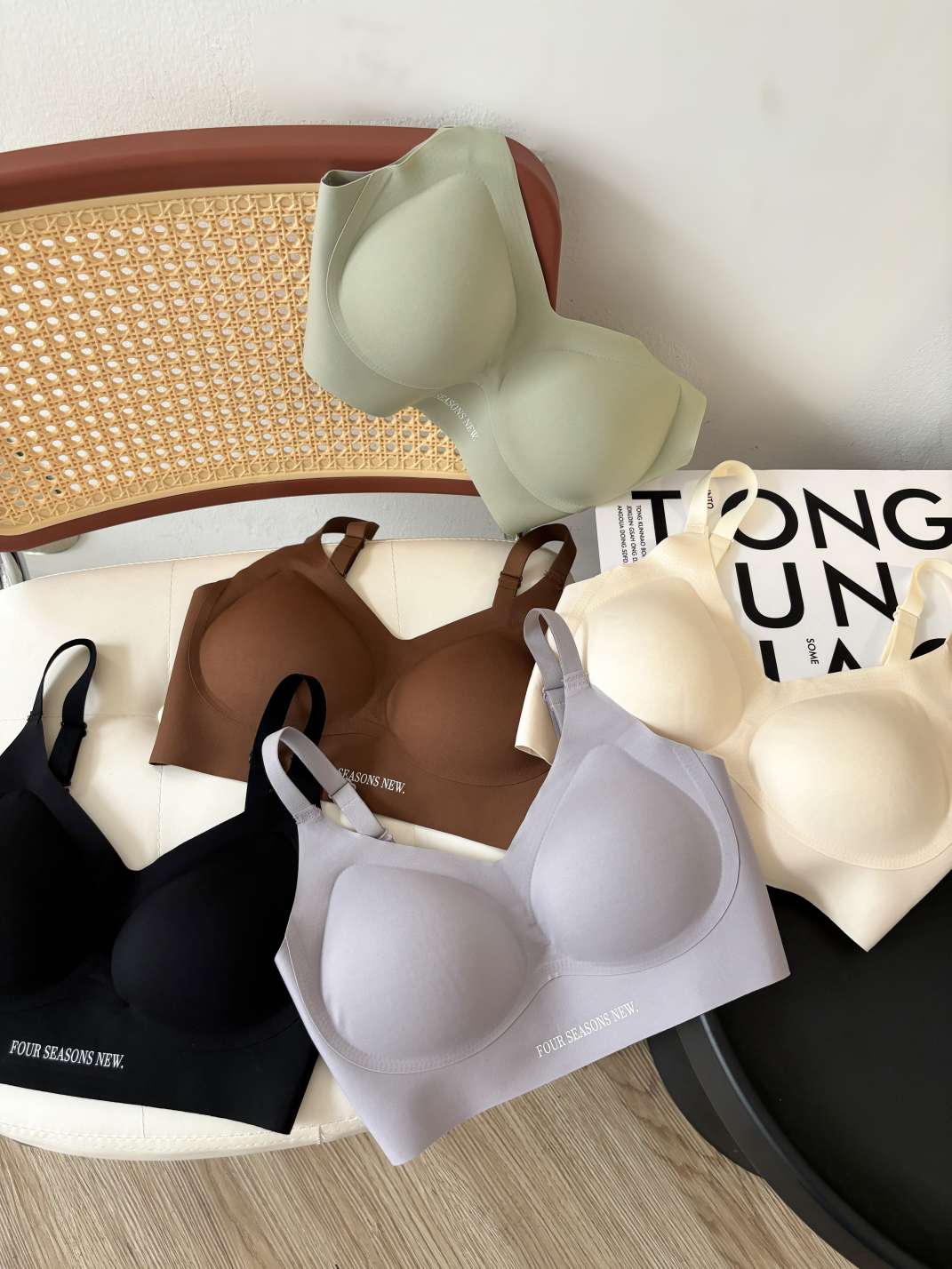 Comfortable and breathable women's underwear, soft and seamless, pure cotton, sexy bra, sports underwear, thin and versatile style detail image 8