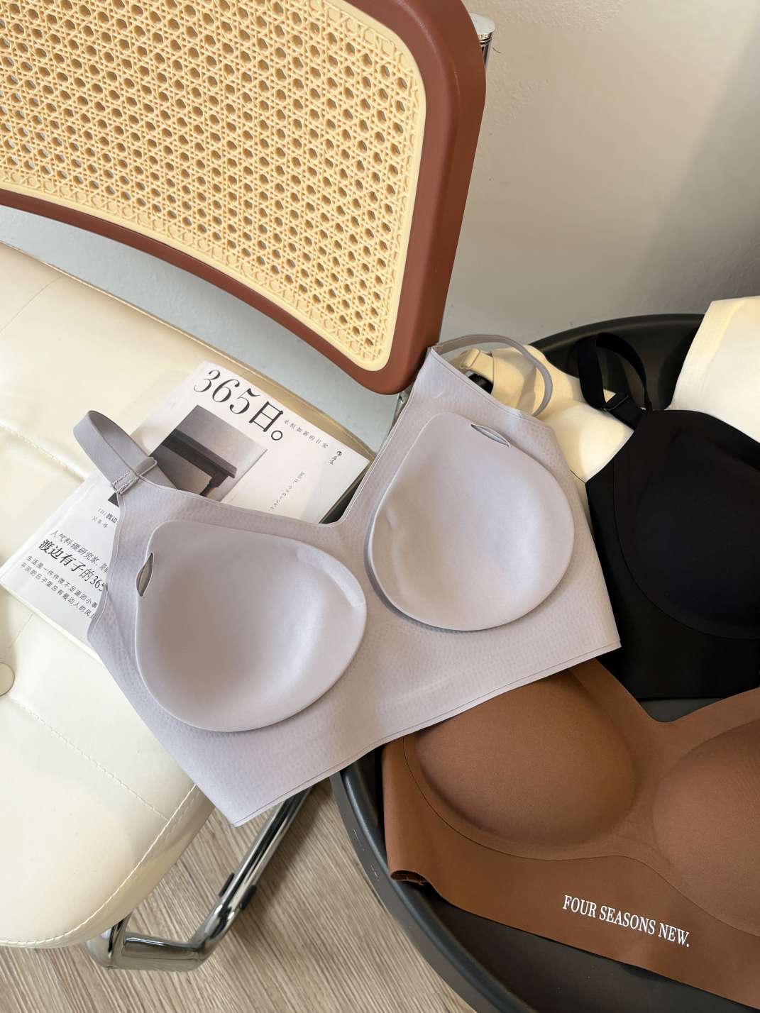 Comfortable and breathable women's underwear, soft and seamless, pure cotton, sexy bra, sports underwear, thin and versatile style detail image 4