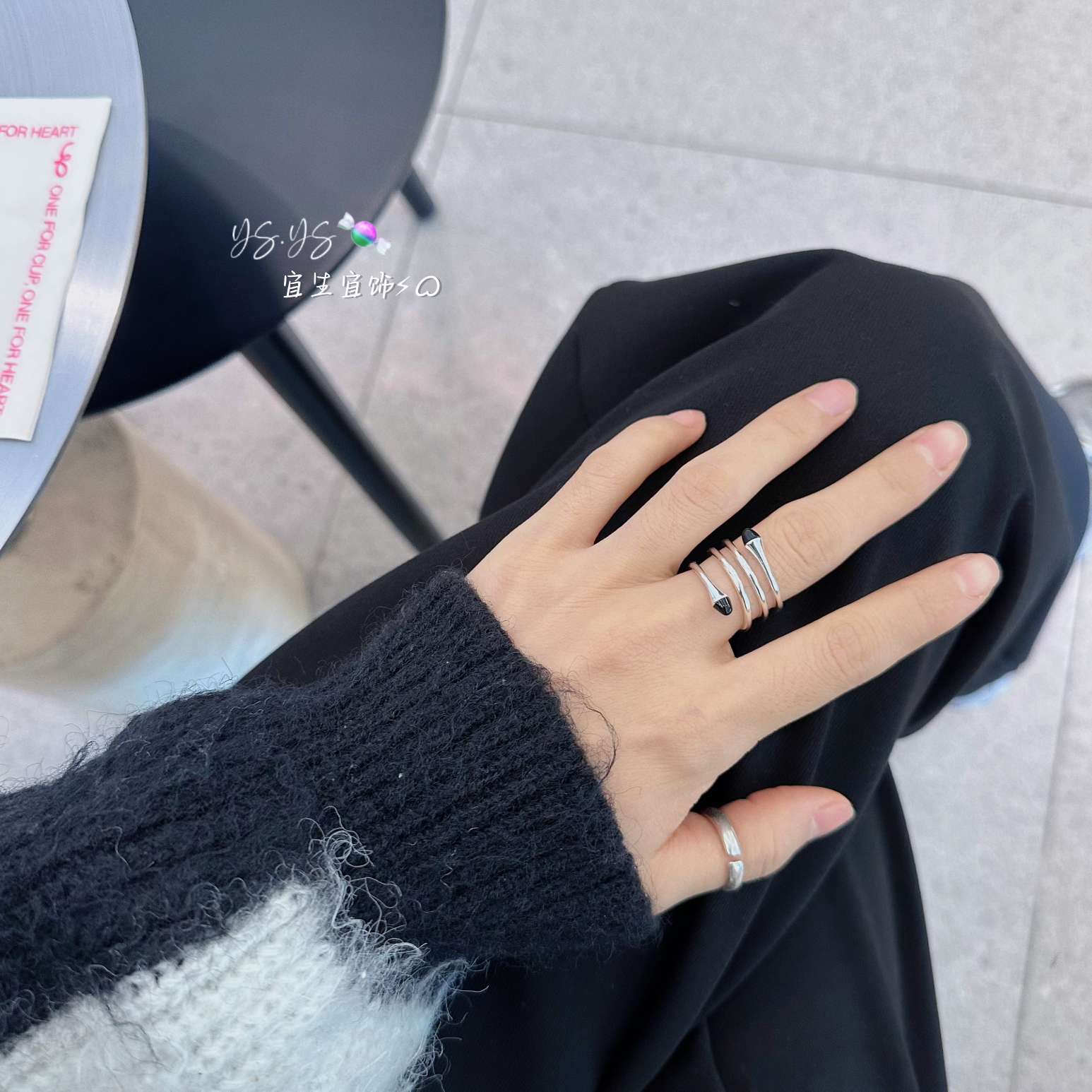 This pure silver design ring is fashionable, trendy and versatile. This silver design ring is unique for women Application Scenario