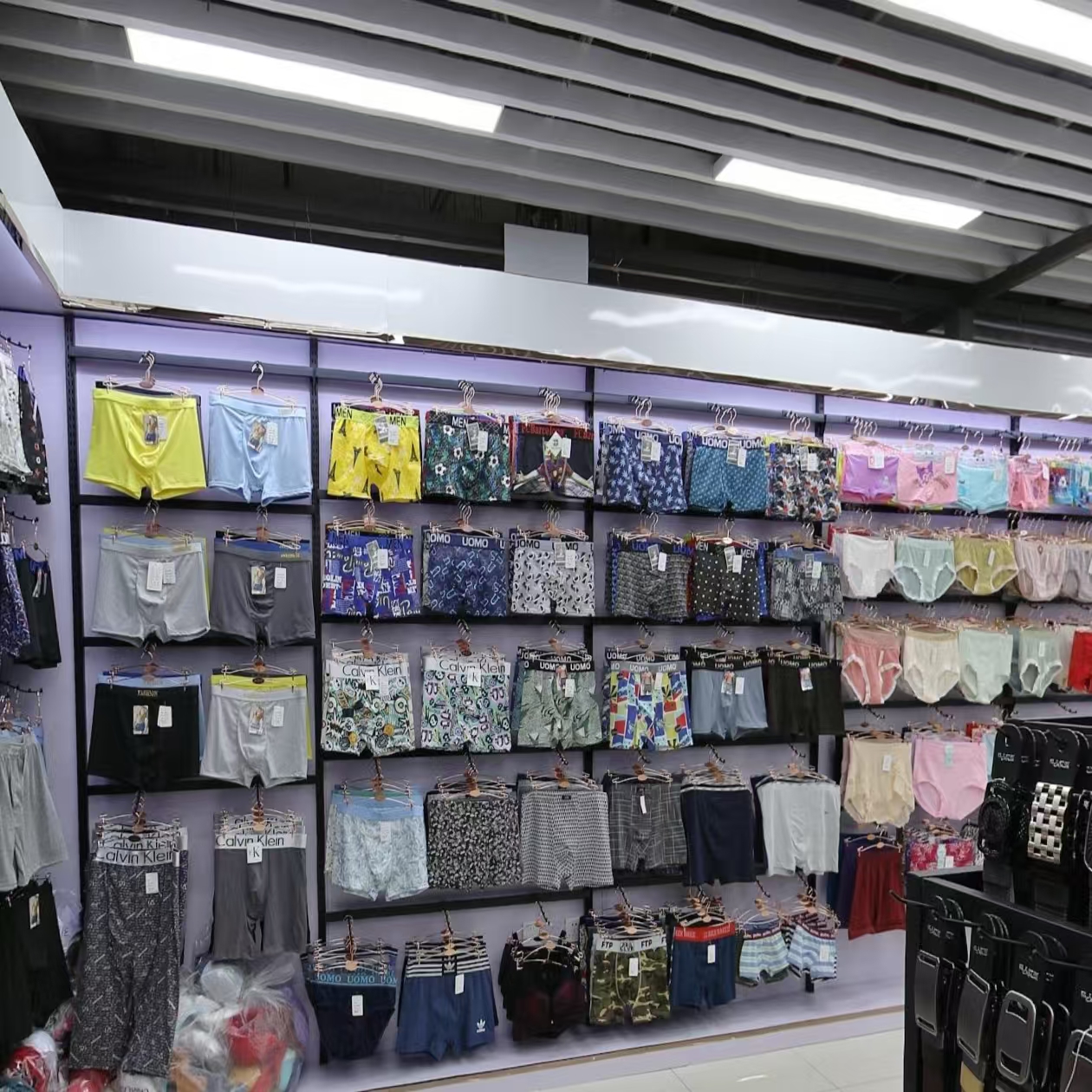 Fuqing Ge Underwear Factory Store describe pic - 2