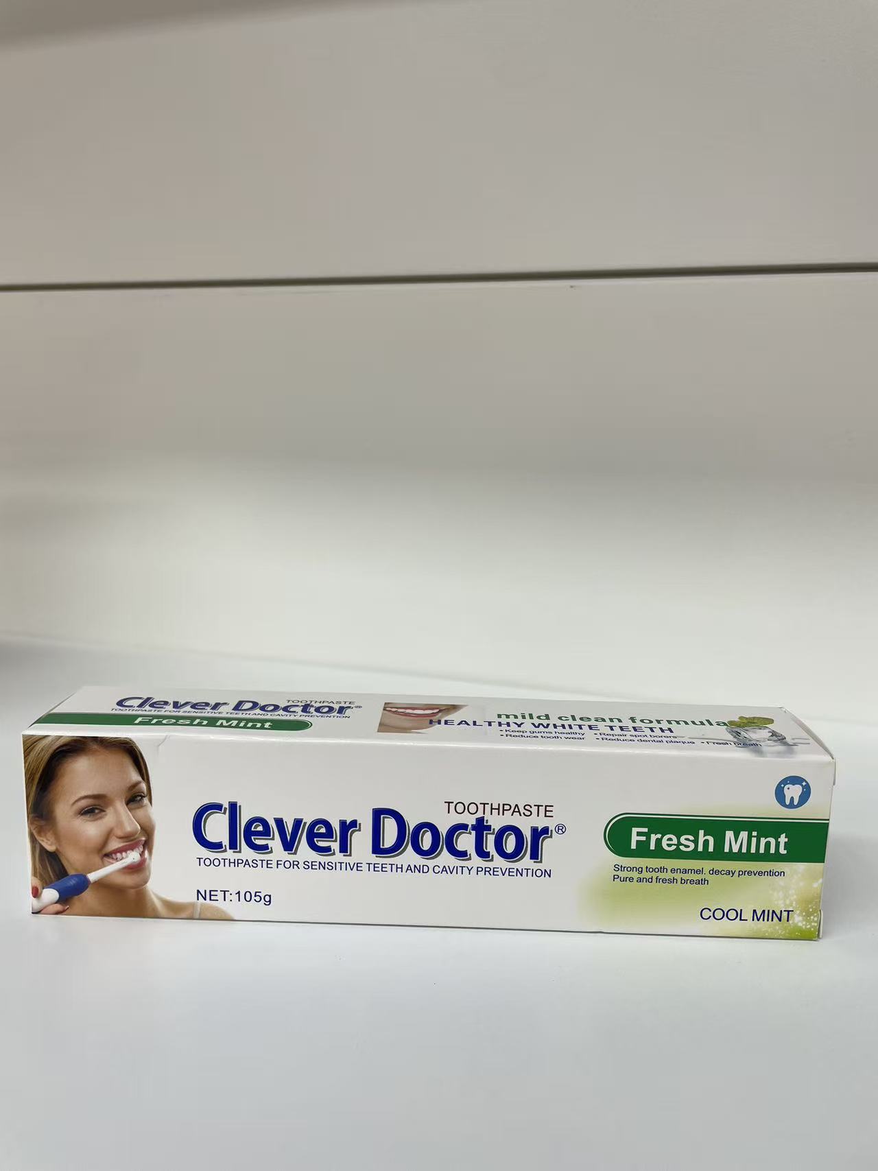 maxi limpio 105g Fresh Mint Toothpaste English Toothpaste Export Toothpaste Daily Necessities Application Scenario