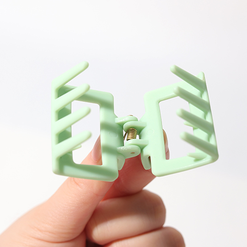 Baihe square matte spray paint simple plastic shark clamp Cross-border Amazon elastic paint hair claw clamp details Picture