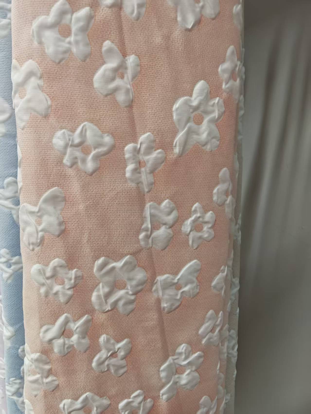 Small flower-patterned bubble fabric composite fabric for clothing, accessories, pet supplies, bags and accessories details Picture