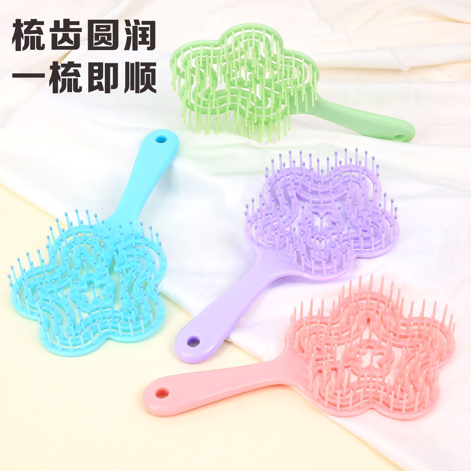 The Baihe flower-shaped comb is a multi-functional scalp massage comb that can be used to massage the scalp without damaging the hair. It is a dry and wet dual-purpose hair smoothing and hollowed-out comb details Picture