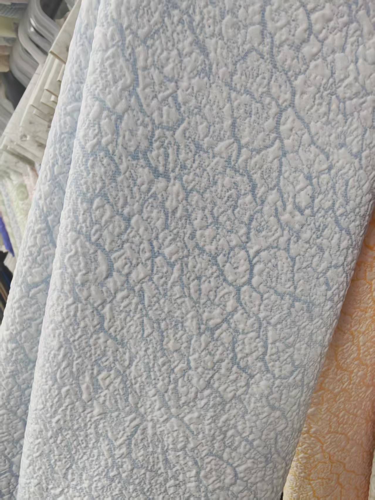 Cracked bubble fabric composite fabric for clothing, accessories, pet supplies, bags and accessories Application Scenario