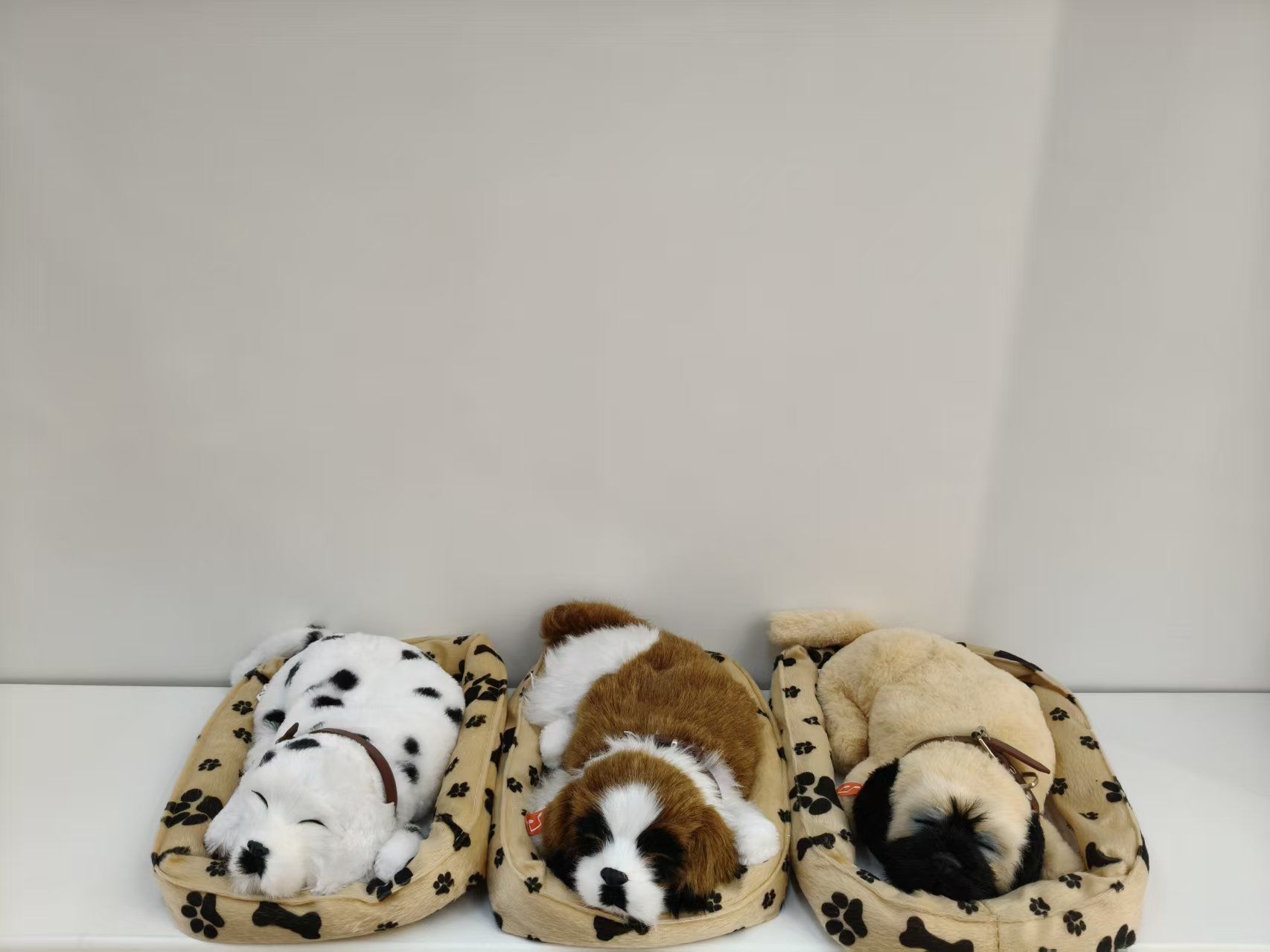 New best-selling electric plush toys, holiday gifts, etc. of the cat and dog series breathing dogs (four levels)