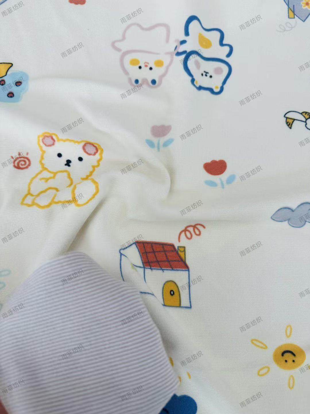 童装/儿童家居服/保暖裤男女宽松居家/儿童家居服秋冬/罩衣儿童秋冬卡通白底实物图