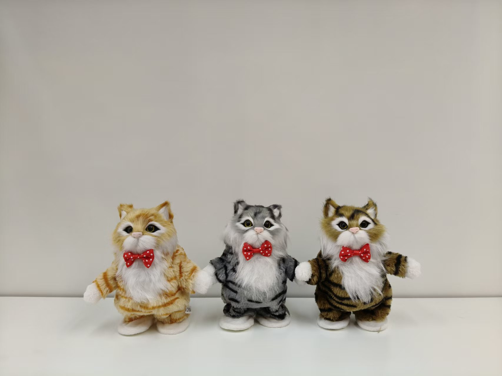 Cat and dog series, small trumpet walking recording cat, new best-selling electric plush toys, festival gifts, etc