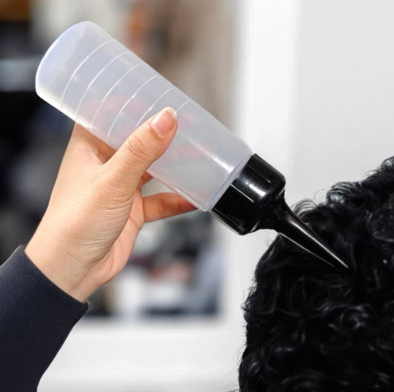 120ML hair dry cleaning bottle, hair dry cleaning kettle, shampoo bottle, cleaning and rinsing bottle, drip water, electric hair bottle with scale