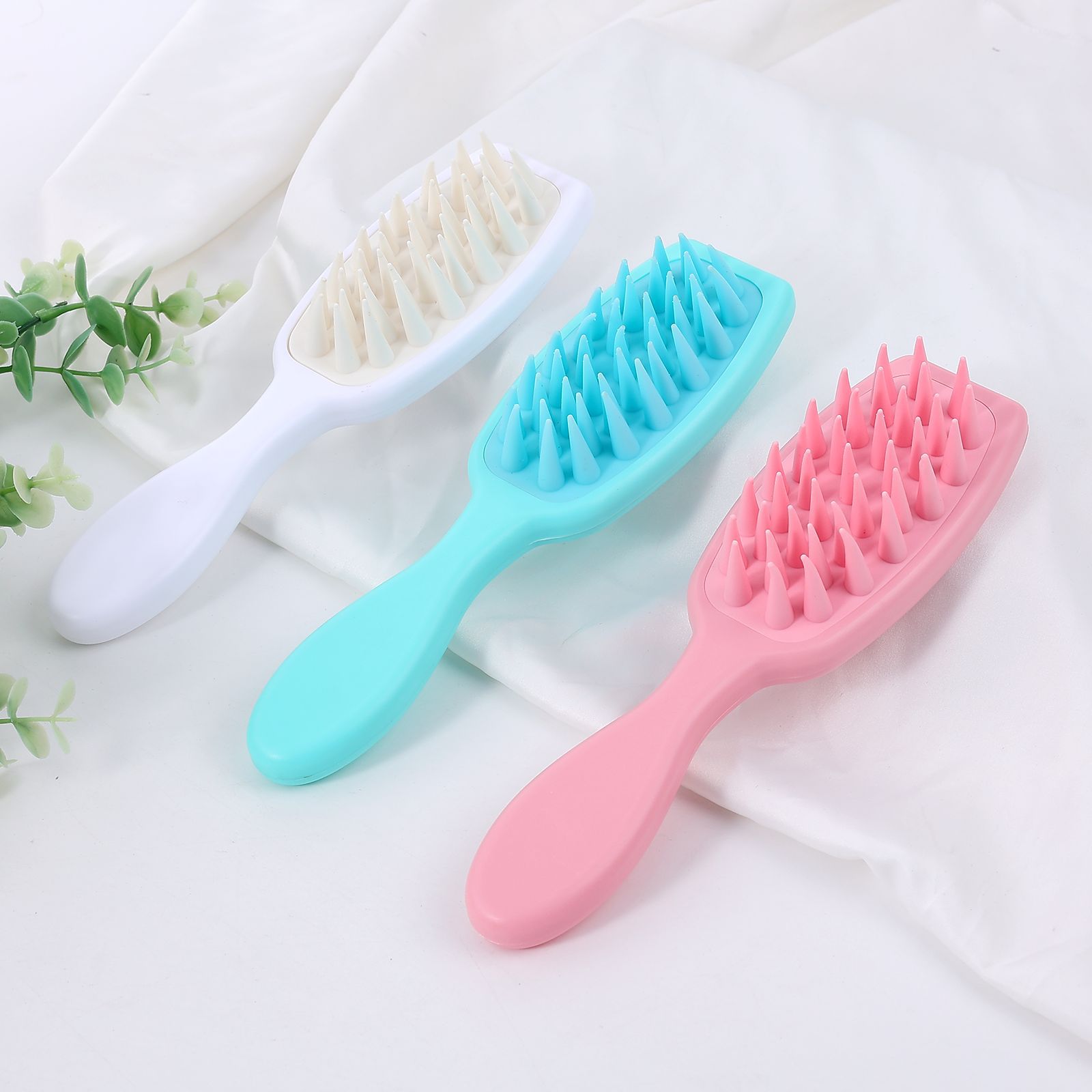 Baihe Scalp Relaxation Comb, long handle soft rubber teeth shampoo comb, pet bathing brush, soft teeth shampoo and massage comb Item Picture