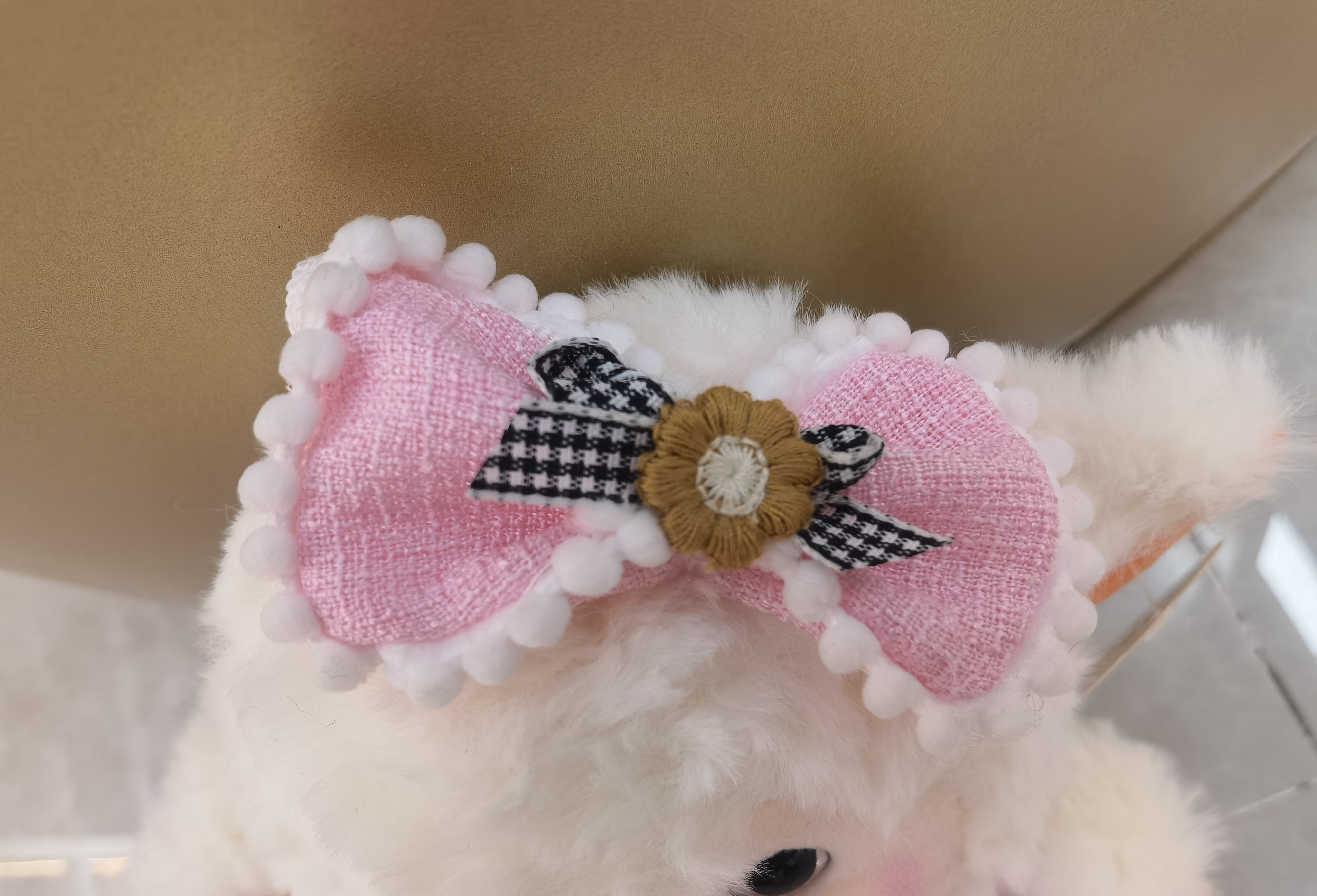 A 23CM cute little lamb doll in a pink dress is super adorable and will melt everyone's heart! Super soft details Picture