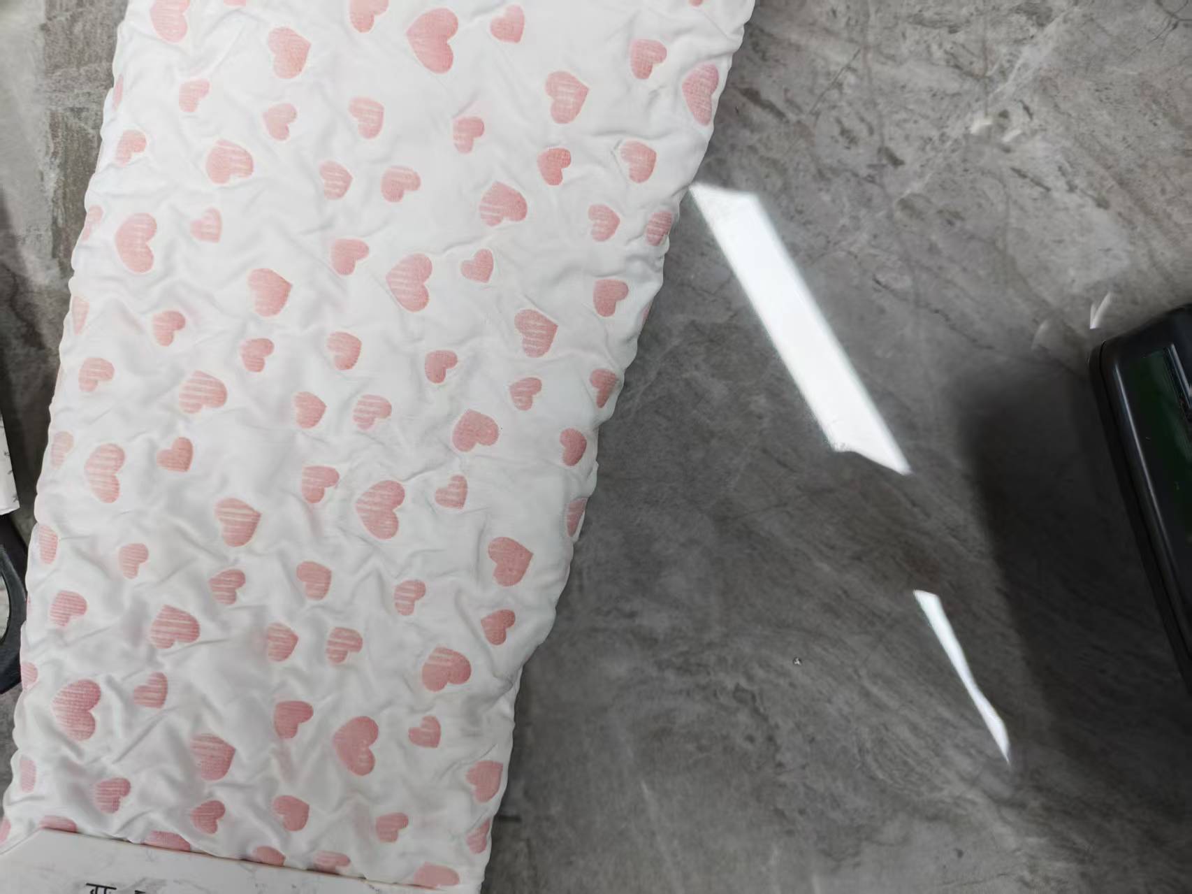 Heart-shaped patterned bubble fabric composite fabric for clothing, accessories, pet supplies, bags and accessories Application Scenario