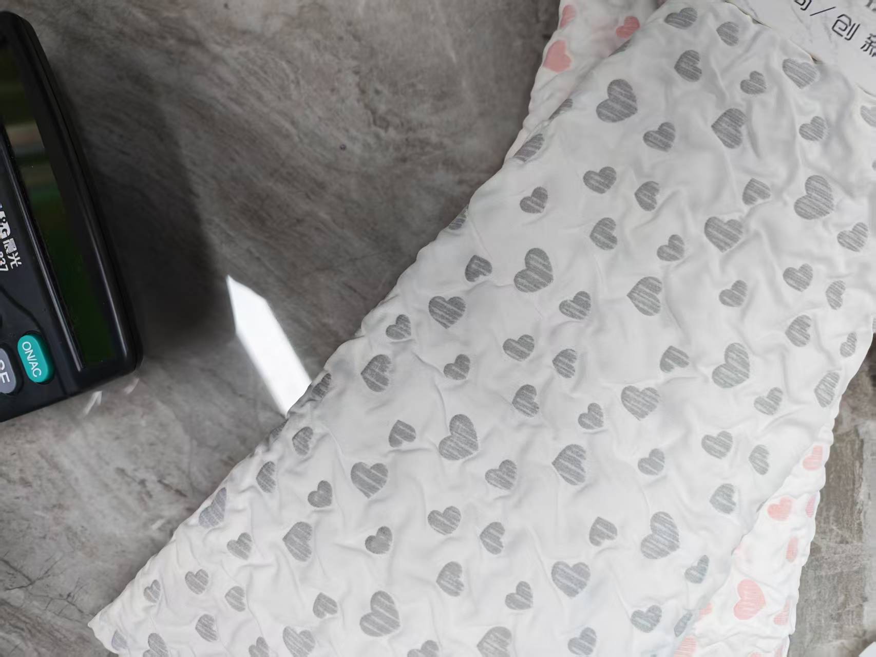 Heart-shaped patterned bubble fabric composite fabric for clothing, accessories, pet supplies, bags and accessories Specification image