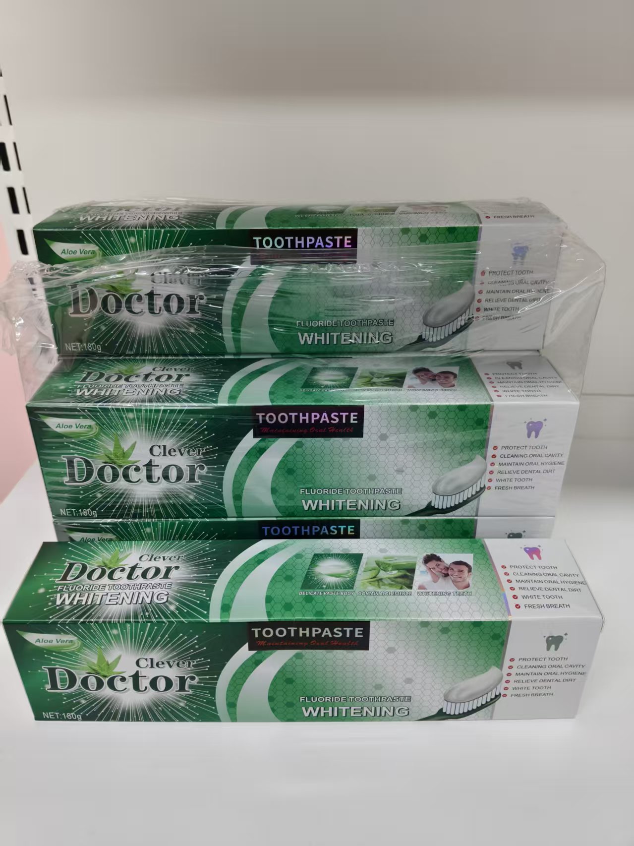 maxi limpio180克芦荟双薄荷牙膏保护牙膏成人牙膏批发日用品