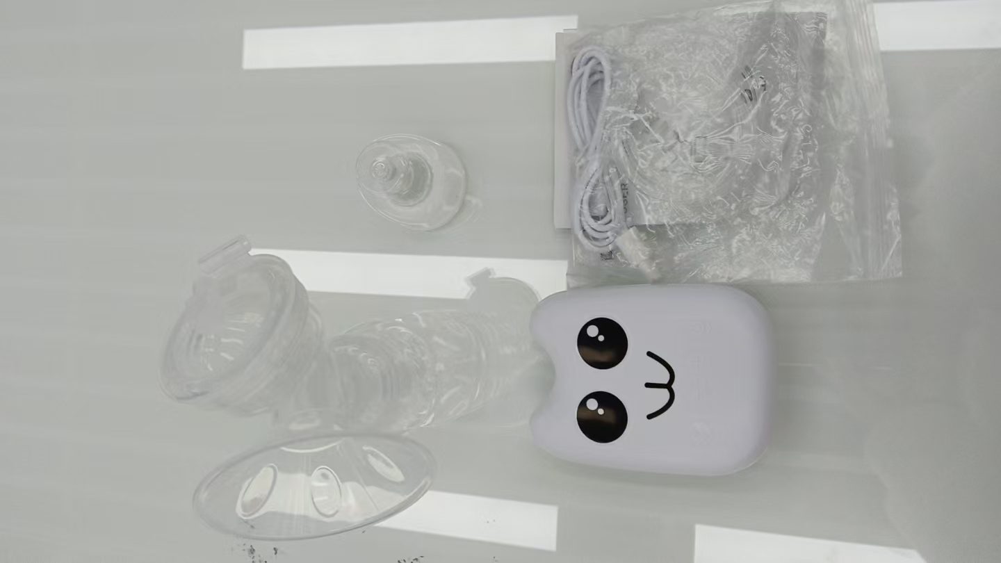 电动吸奶器/穿戴式吸奶器/吸奶器/电动穿戴式吸奶器/穿戴式电动吸奶器产品图