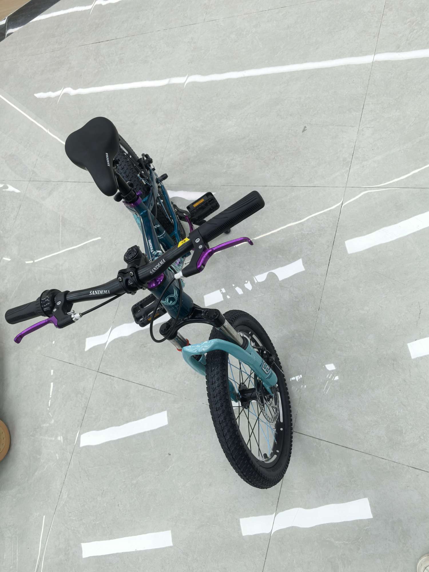 公路自行车赛车运动户外骑行装备轻量耐用专业公路车配件