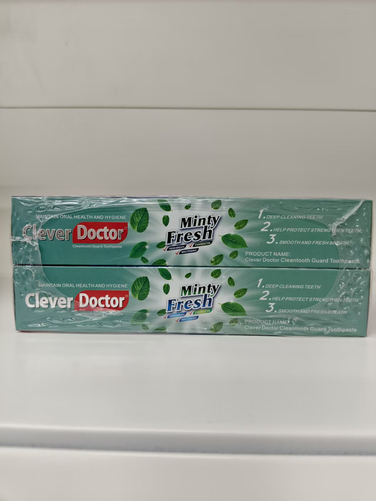 maxi limpio115gMinty Fresh Toothpaste English Toothpaste Adult toothpaste Wholesale Export Daily necessities Application Scenario