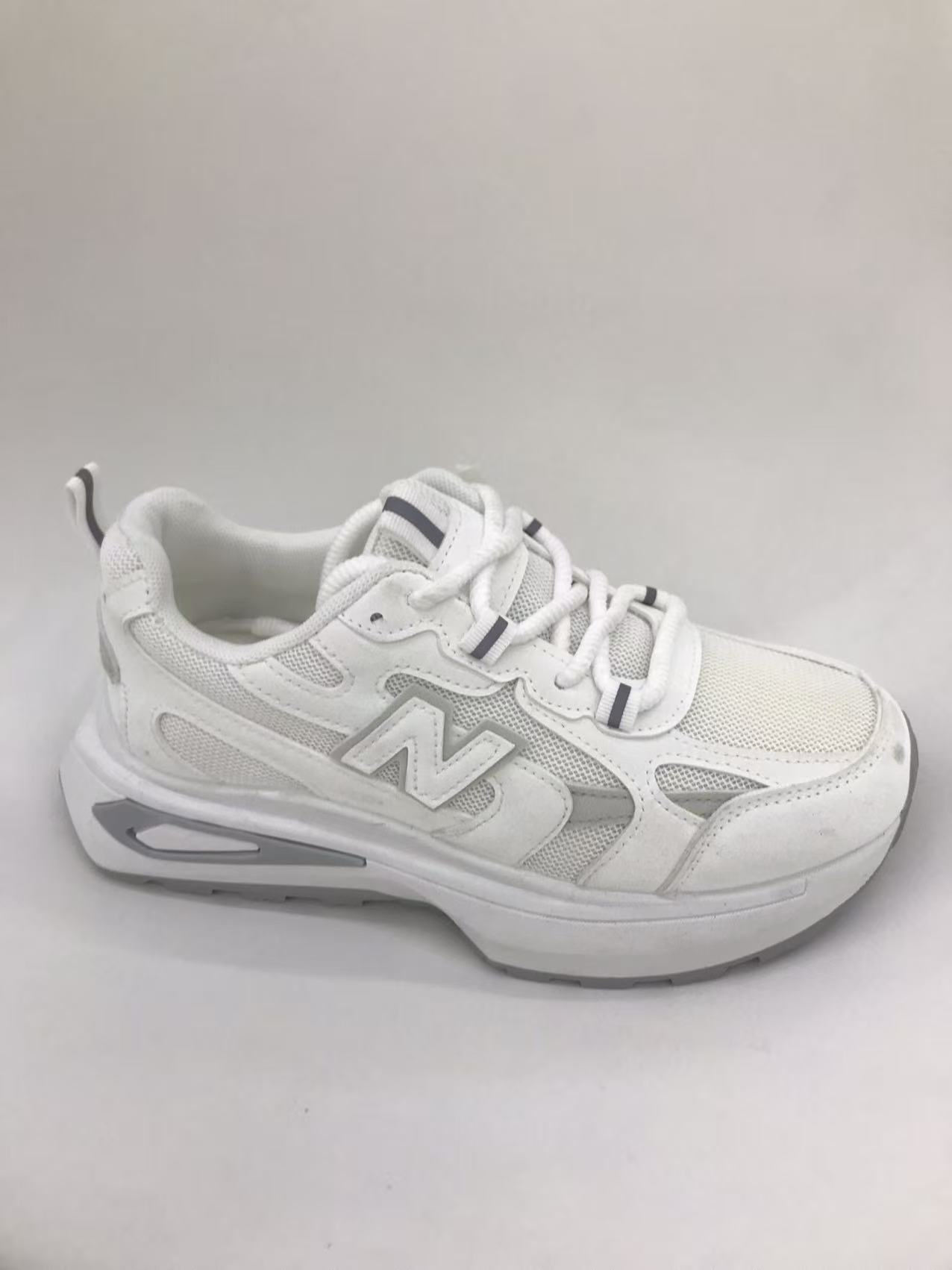 Breathable, comfortable and trendy women's sports Shoes 2025 new breathable sports shoes full figure