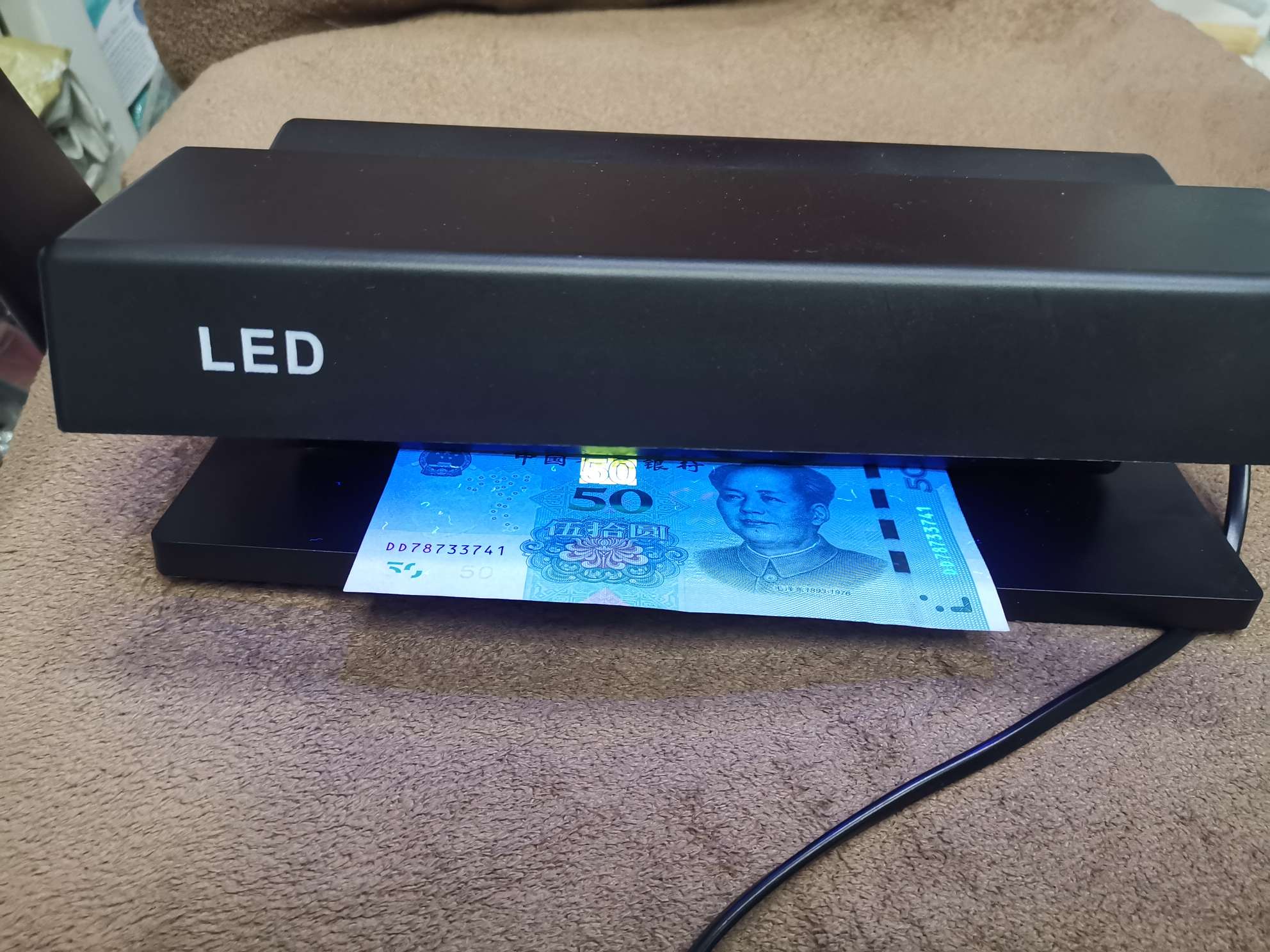 验钞机TK-2028紫光验钞灯 双紫外线灯荧光灯 台式验钞灯 验钞机点钞机验钞机巴基斯坦货币机器细节图