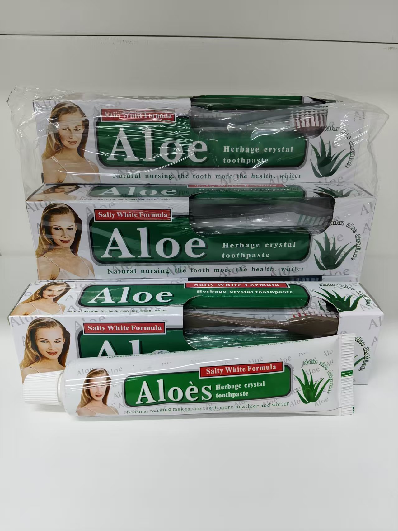 牙膏/跨境电商牙膏/活性炭薄荷牙膏/云南白药牙膏/颈肩膏药细节图