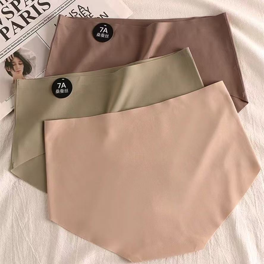 7A seamless sexy Underwear for women, antibacterial crotch, 7A mulberry silk for girls, no hip pinching for sports and yoga, ice silk mid-waist shorts, women's adhesive seamless underwear, fun women's underwear details Picture