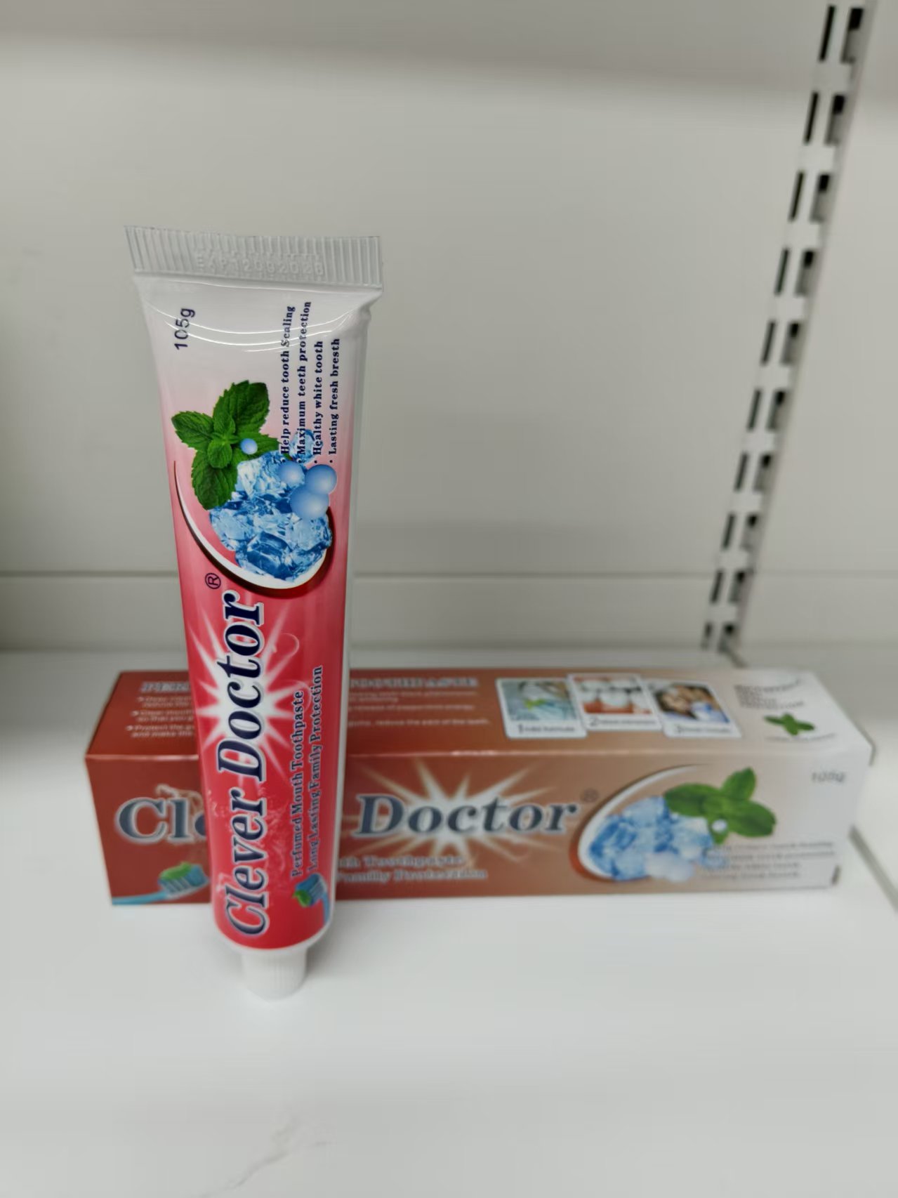 maxi limpio105g toothpaste, cool mint toothpaste, adult toothpaste wholesale export daily necessities Application Scenario