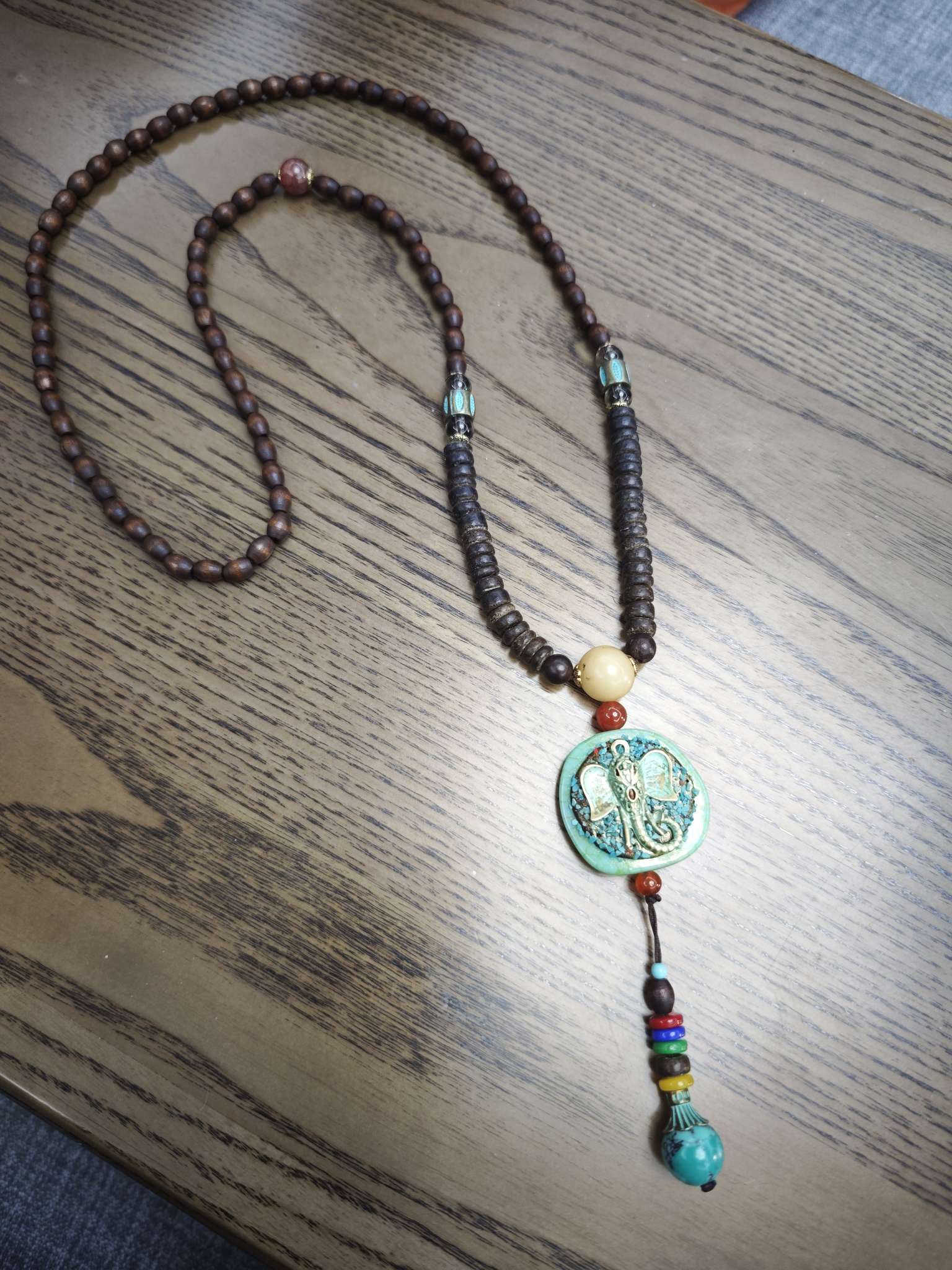 The Xingni long and simple sweater chain is versatile and casual, featuring a new Chinese style Item Picture