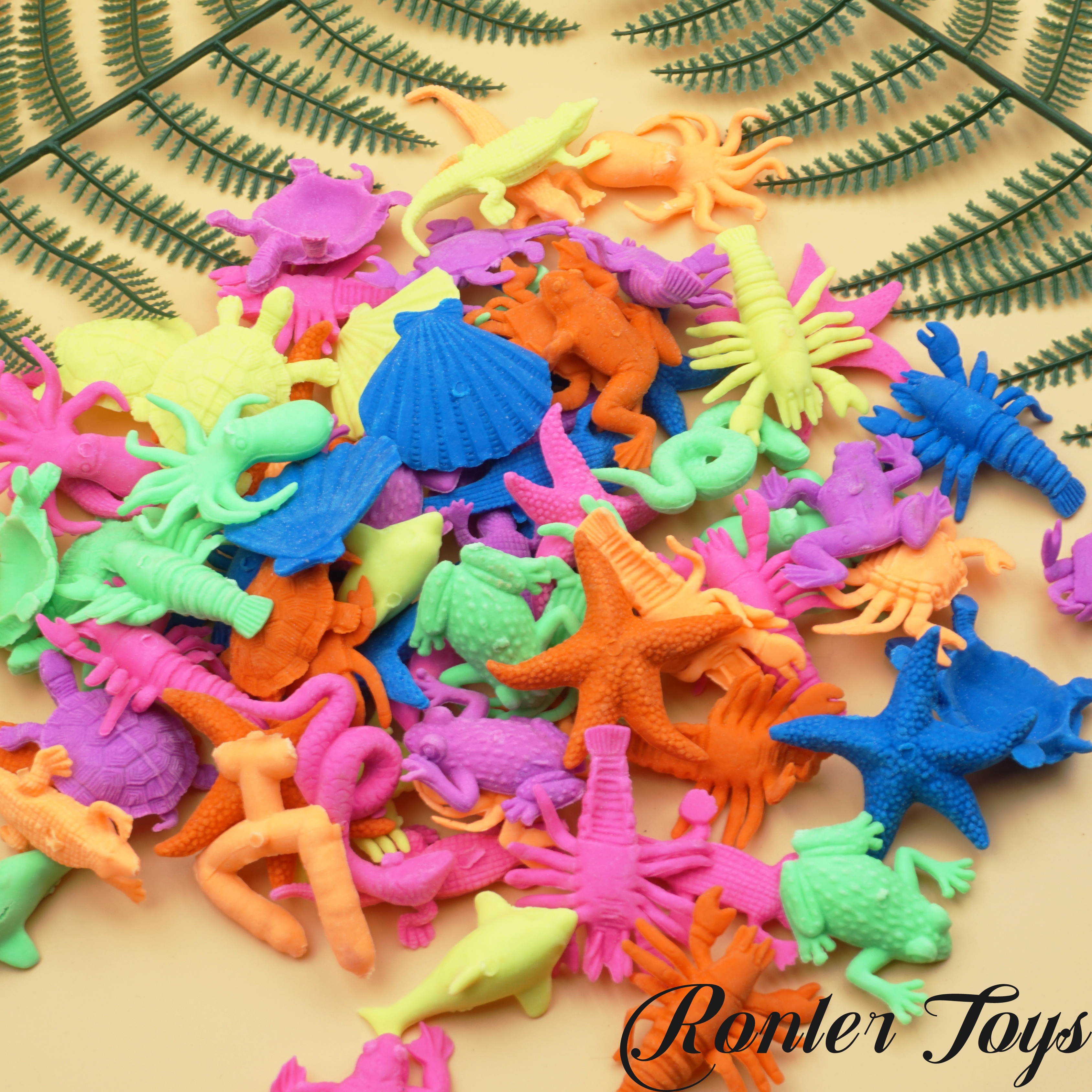 大号海洋动物泡水膨胀玩具