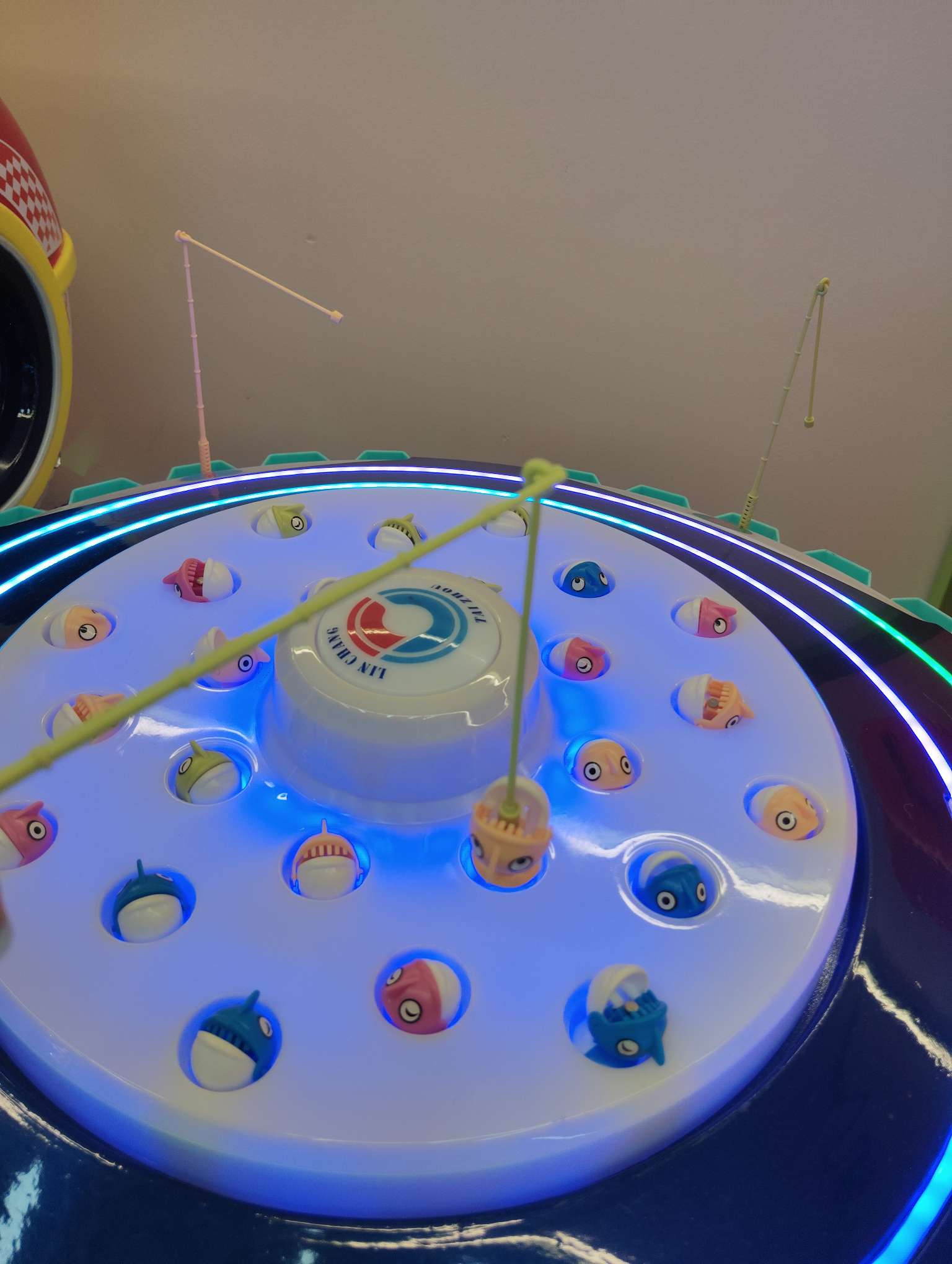 Factory direct sales of swing machines, rocking machines, square car games, and rotating fishing machines detail image 3