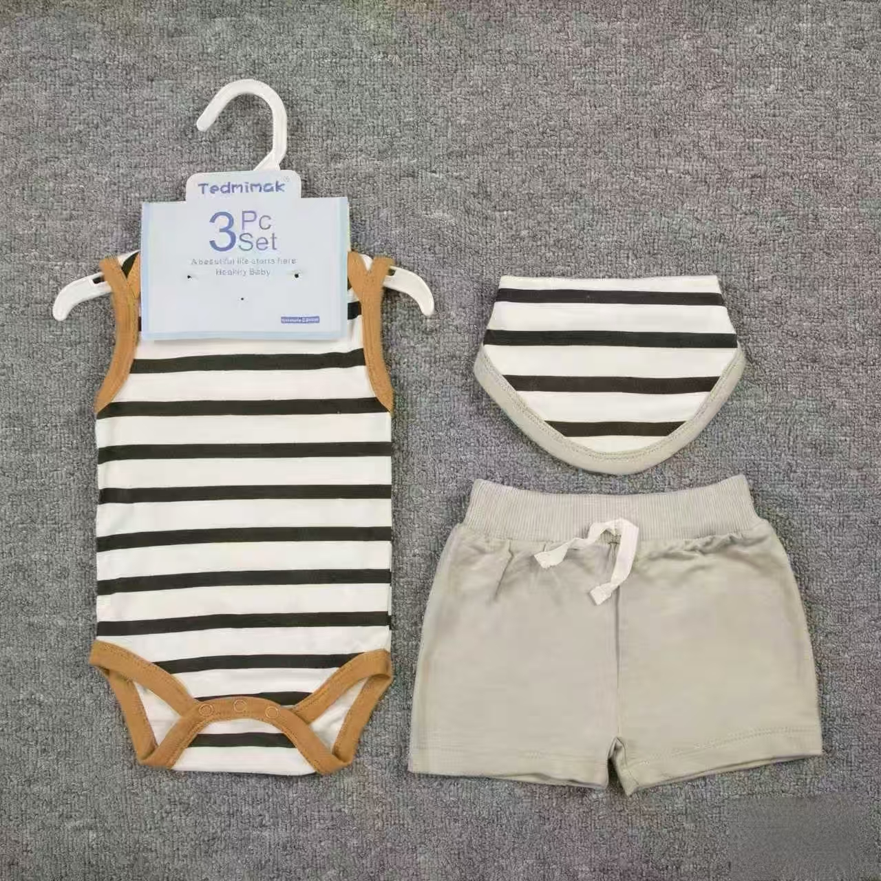 跨境外贸出口新款亲肤舒适透气男女宝宝连体包脚长爬多花色混批发详情8