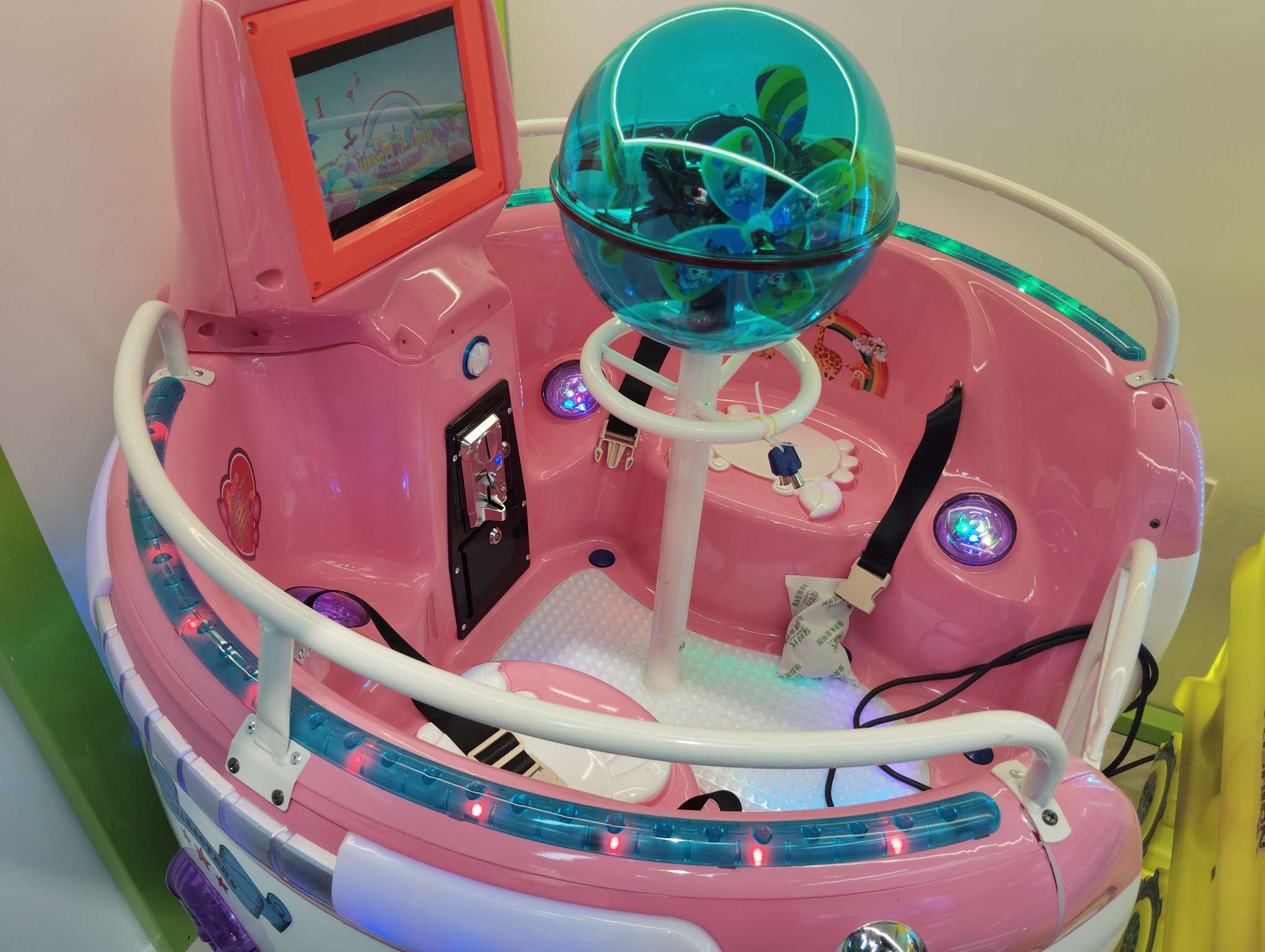 Factory direct sales of swing machines, rocking machines, square car games, and Russian turntables detail image 5