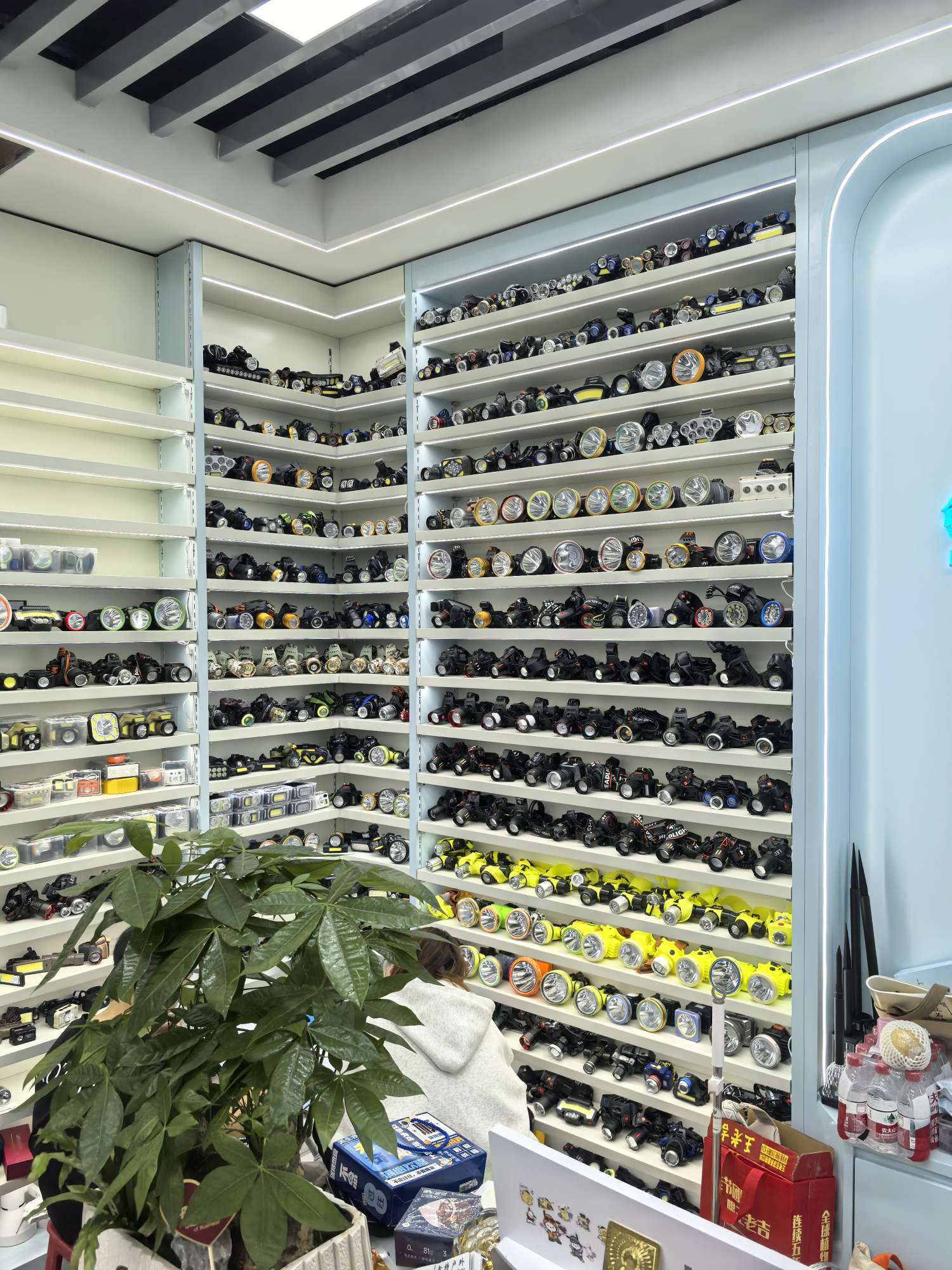 Xinchi Outdoor Products describe pic - 2