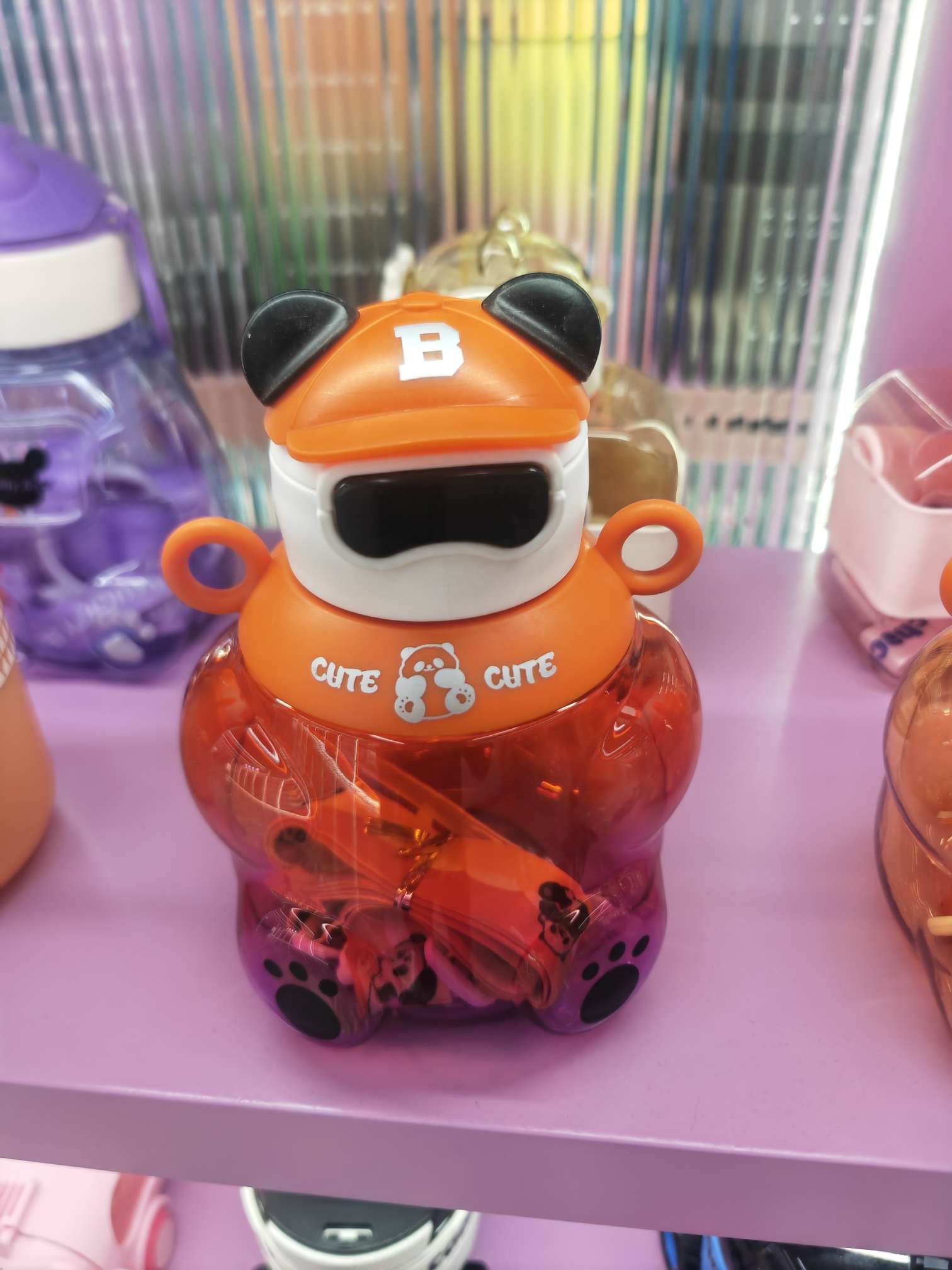 Taizhou cartoon straw cup, children's water cup, summer cute slanted water bottle, student water bottle, general merchandise