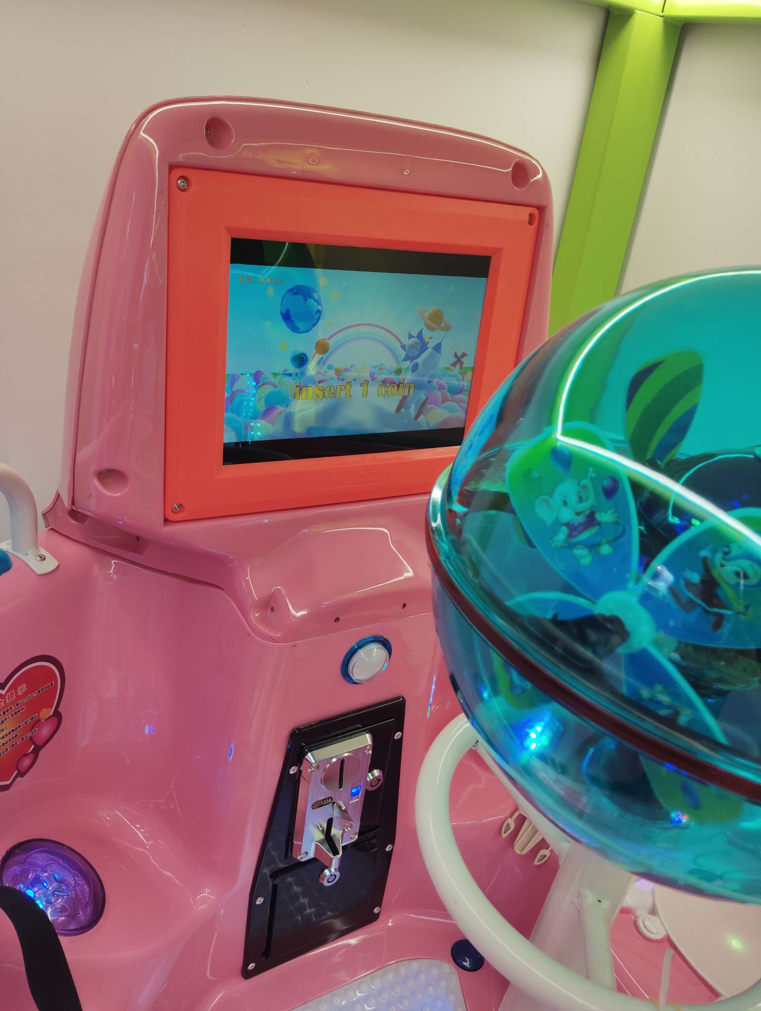 Factory direct sales of swing machines, rocking machines, square car games, and Russian turntables detail image 4