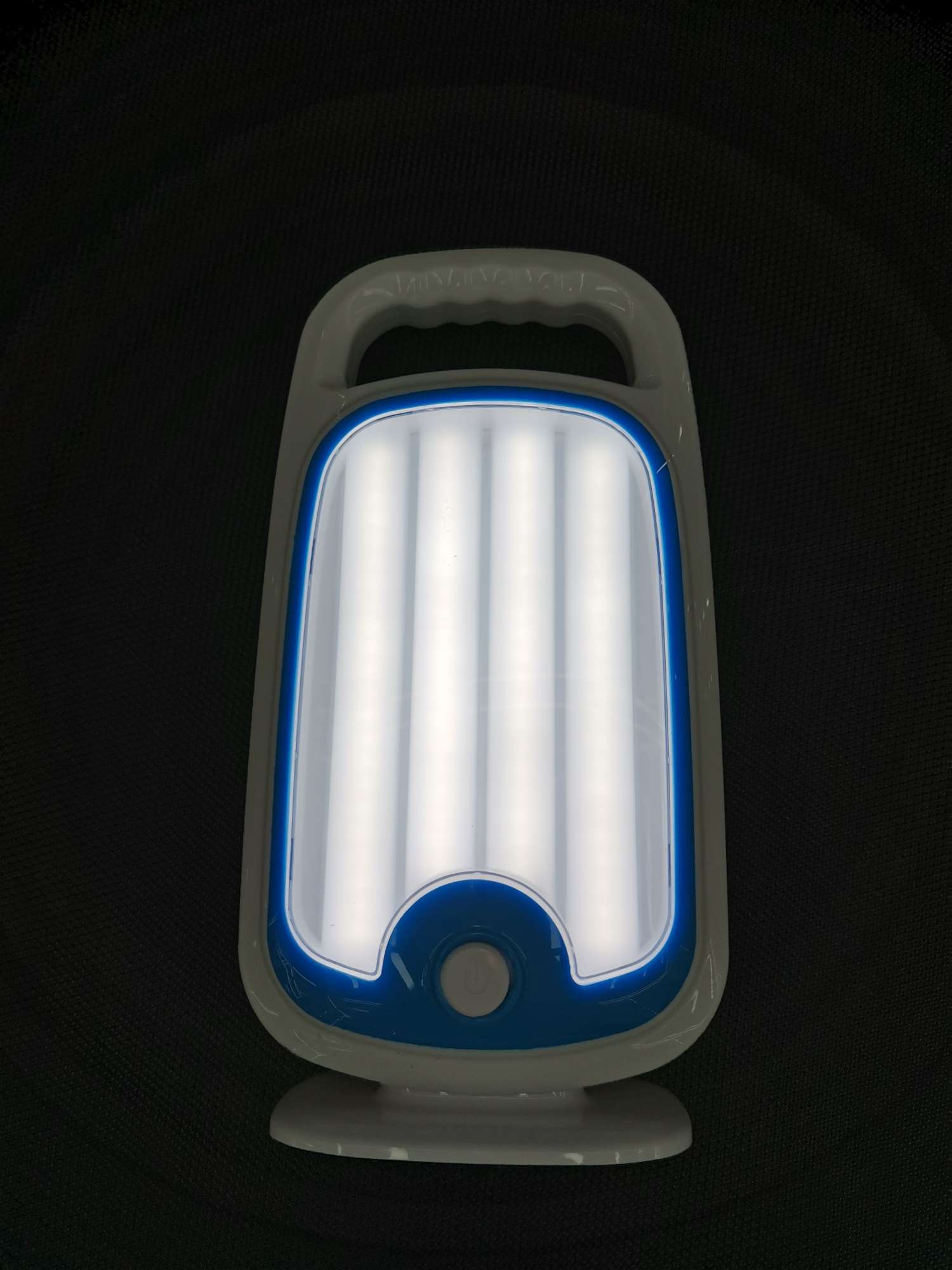 跨境新品多功能户外LED应急灯可充电式手提灯详情图4