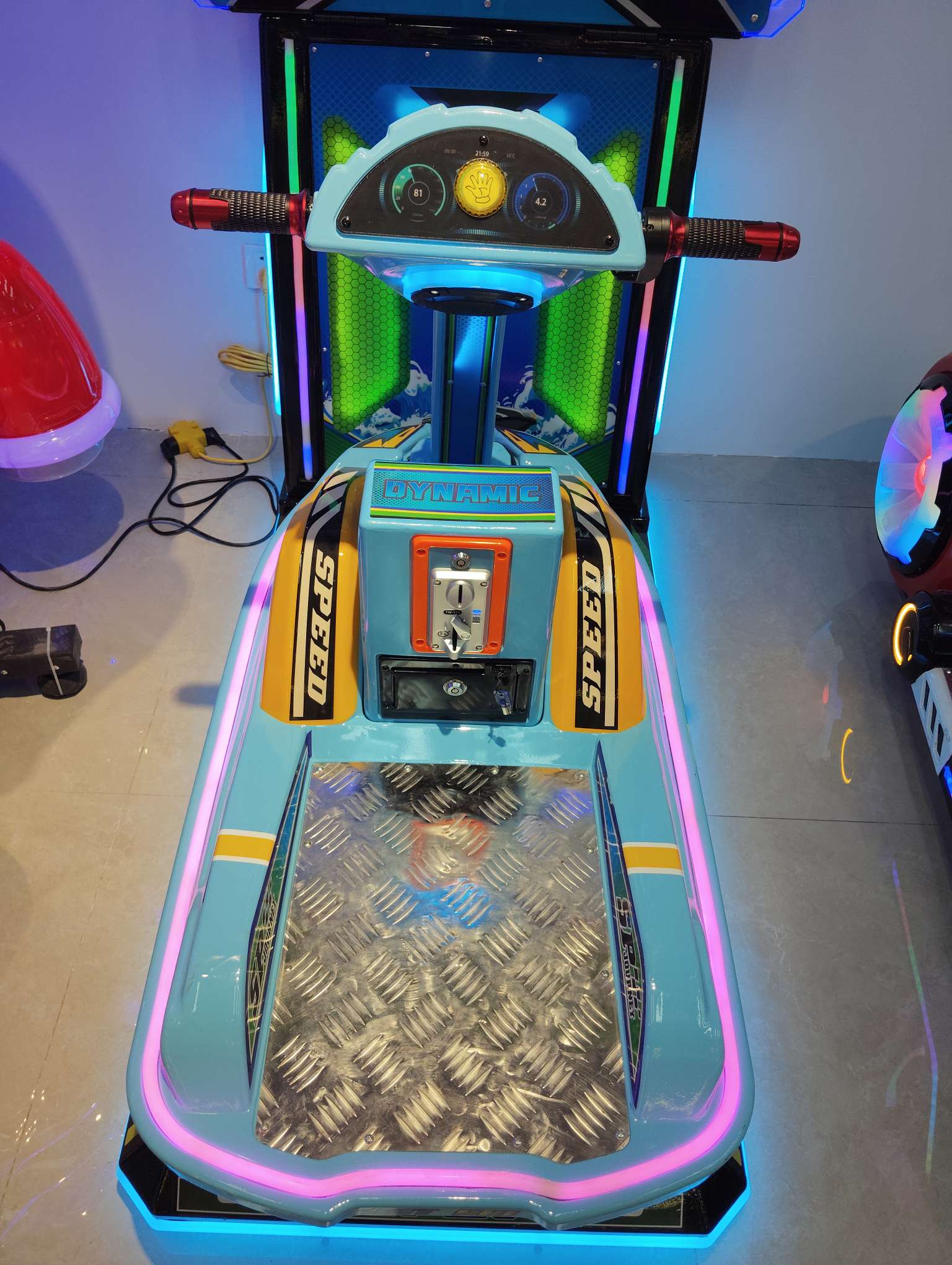 Factory direct sales of swing machines, rocking horses, square cars, game machines, surfing and rowing toys detail image 3