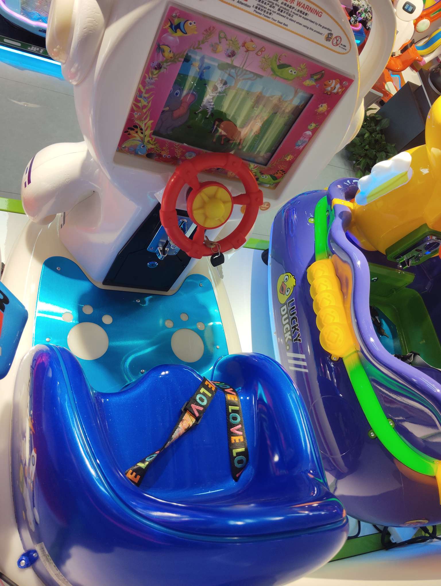 Factory direct sales of swing machines, rocking horses, square car games, and interstellar astronauts detail image 4