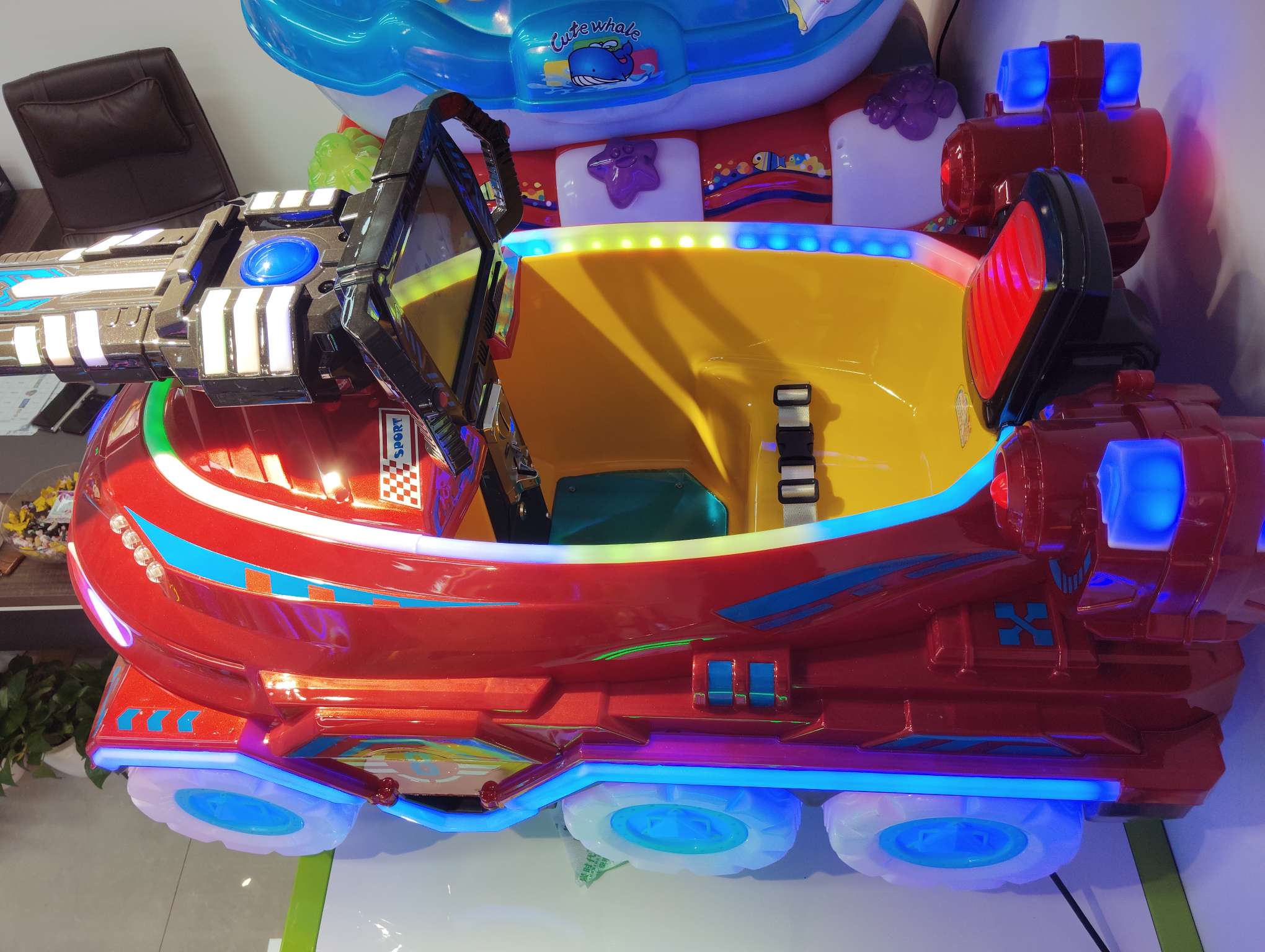 Factory direct sales of swing machines, rocking machines, square car machines, mecha battle vehicles detail image 6