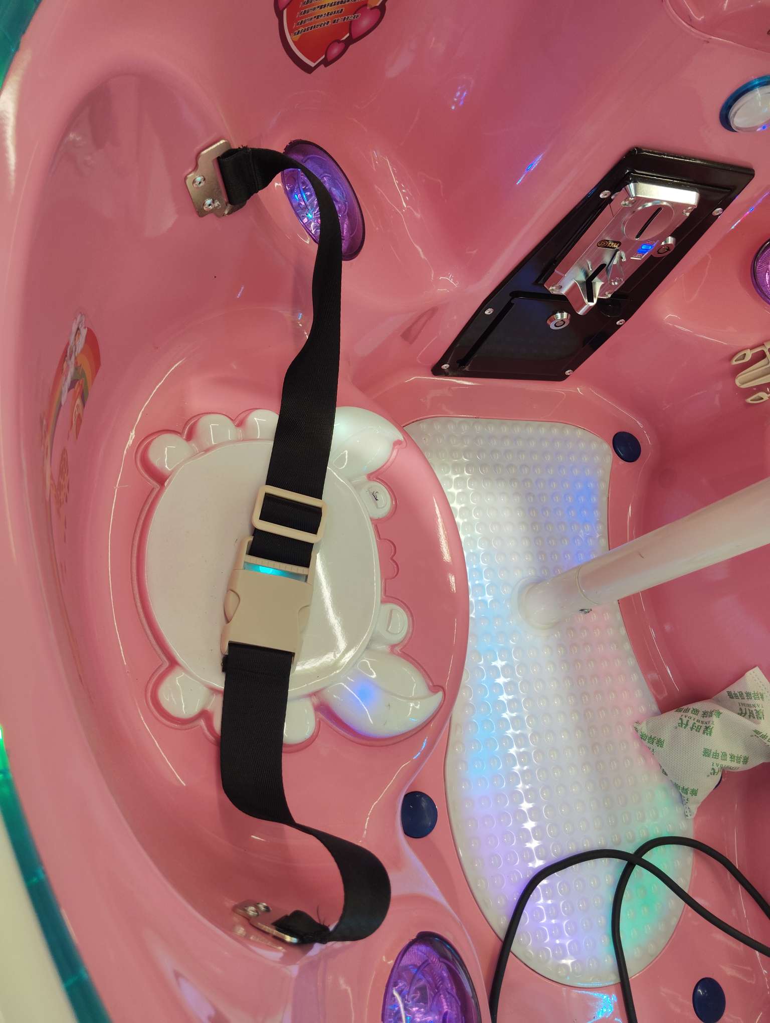 Factory direct sales of swing machines, rocking machines, square car games, and Russian turntables detail image 6